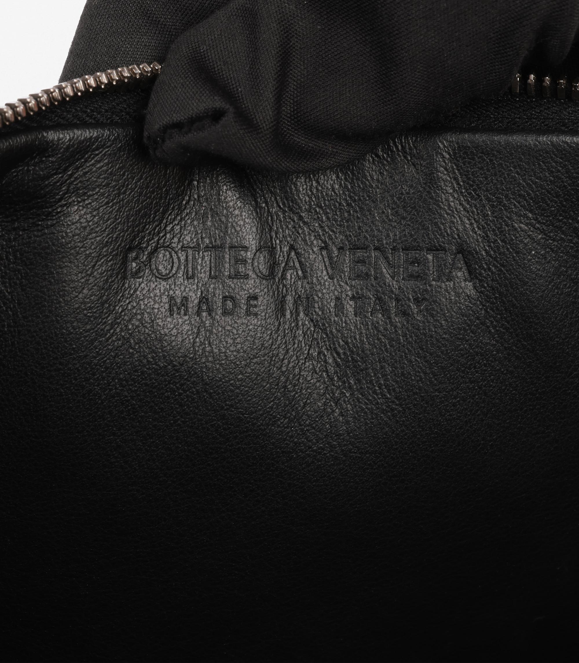 Bottega Black Woven Calfskin Leather Wristlet Pouch For Sale 5