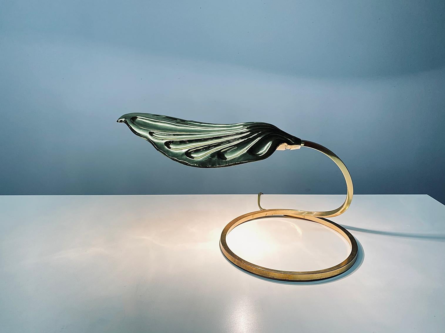 Late 20th Century Bottega Gadda Leaf Brass Table Lamp by Tommaso Barbi, 1970s, Italy For Sale