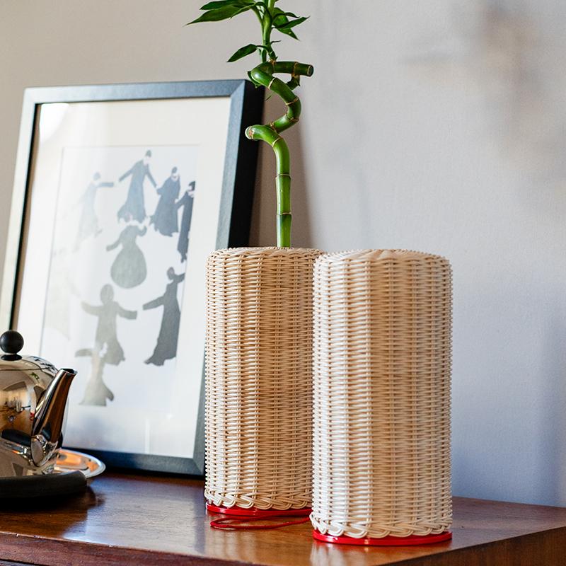 Tissage couple de vases en osier tissé Bottega Intreccio Simbiosi par Alessia Clemente en vente
