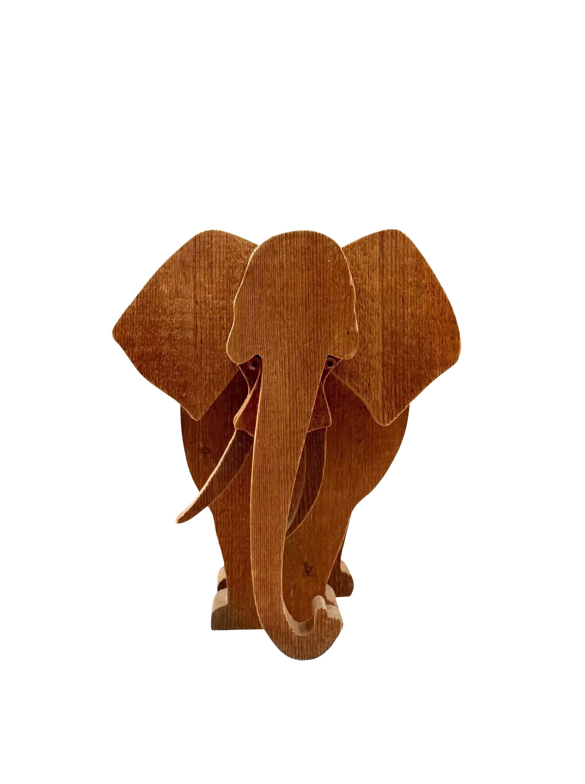 Bottega Michelangeli, Escultura de madera de elefante, Orvieto Italia Años 70 en Excelente estado para la venta en Firenze, IT
