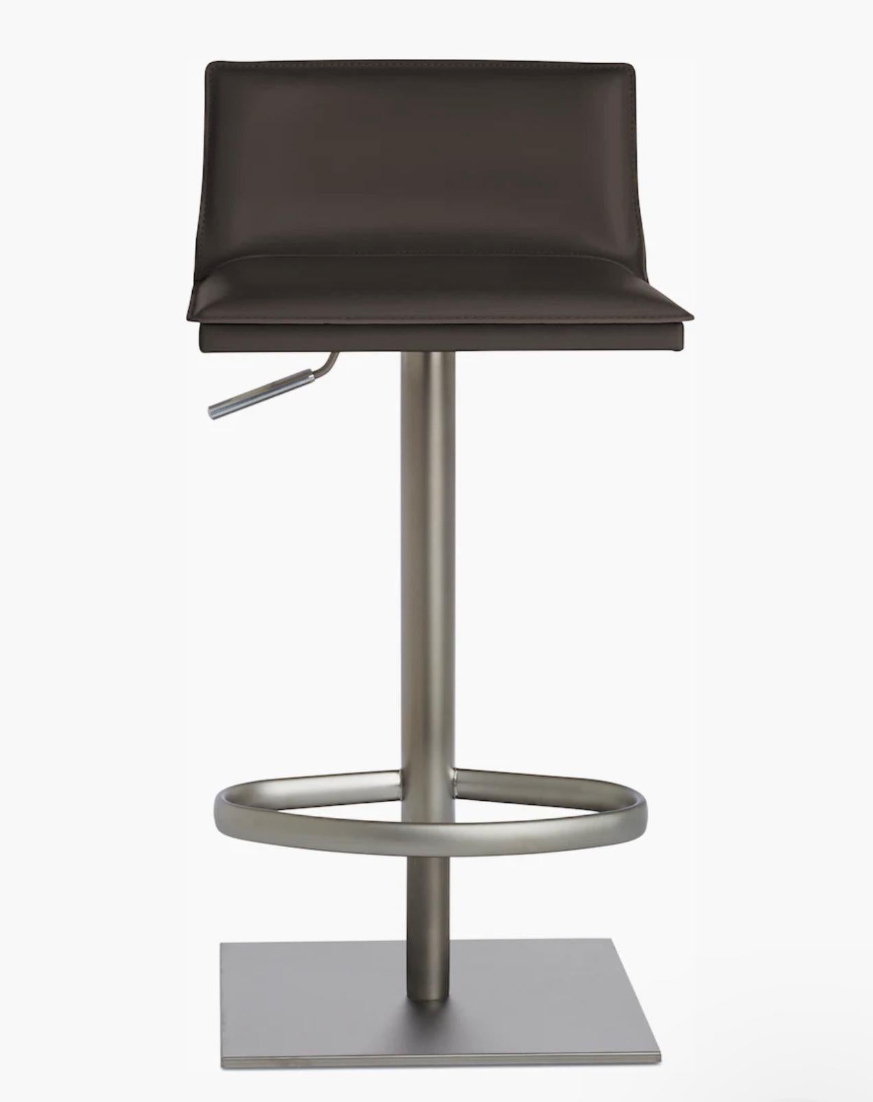Bottega Piston bar stool by Renzo Fauciglietti & Graziella Bianchi.

Up to 4 (four) available; priced individually.

Chocolate brown leather with swiveling brushed stainless steel bases.

Made in Italy, circa 2010. 

Dimensions:
Height 38.2”
Width