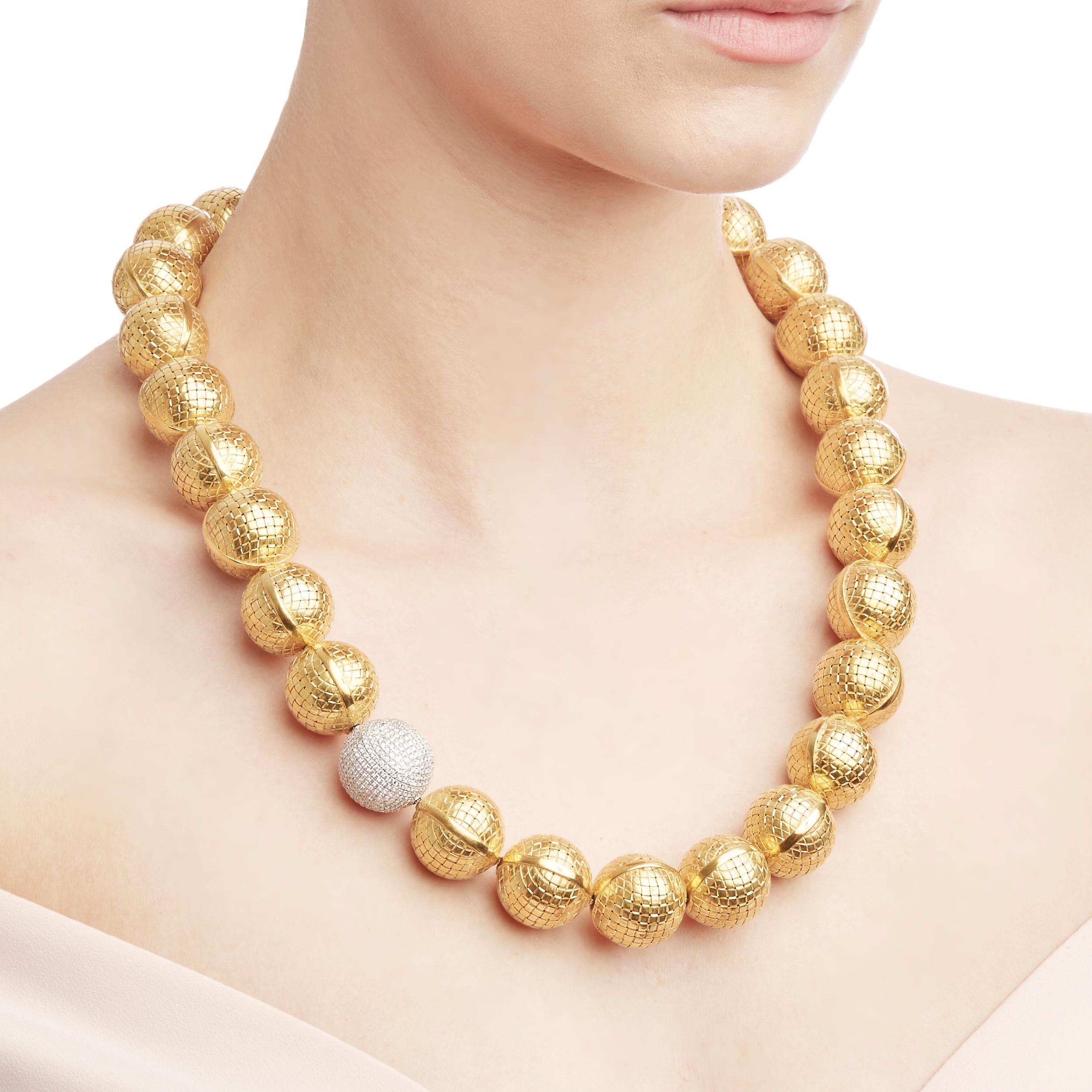 Women's Bottega Veneta 18 Karat Yellow Gold Diamond Statement Sfera Necklace
