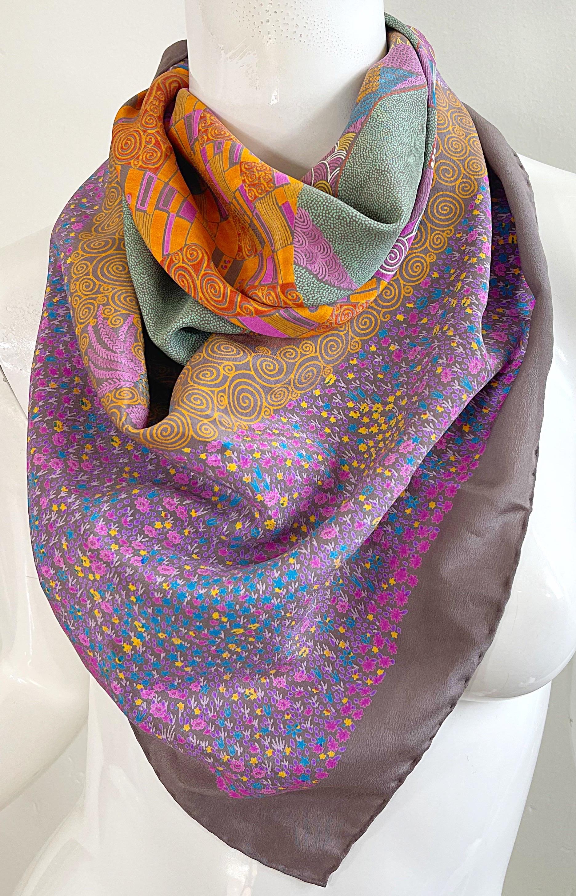 Bottega Veneta 1980er Jahre Klimt inspiriert Vintage Seide Figur 80er Jahre Schal Wickelschal Wrap im Angebot 11