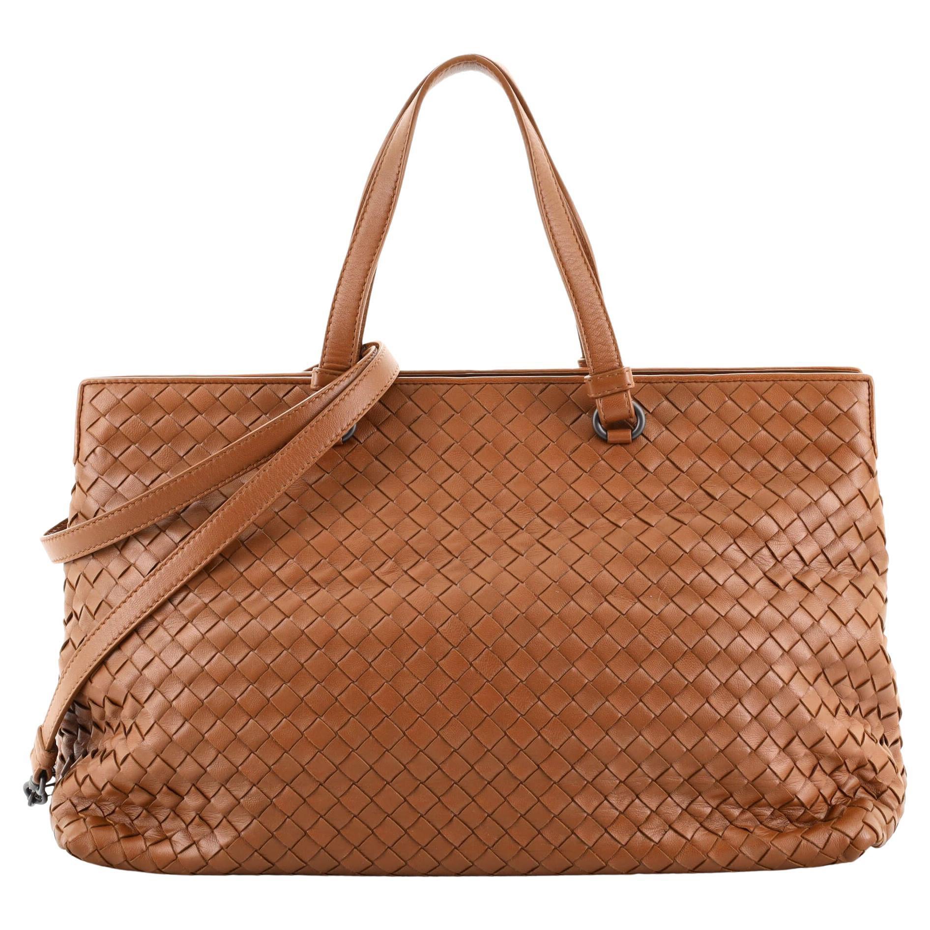 Bottega Veneta 2-Pocket Convertible Tote Intrecciato Nappa Large