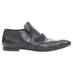 BOTTEGA VENETA 2011 – Flache Loafer mit quadratischer Spitze, aus Leder, zweifarbig, mit Kettenelementen