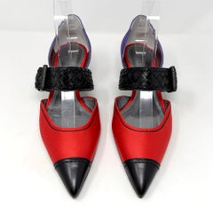 Bottega Veneta 2018 Runway Heels Colorblock Kitten Heel Size 38 Red Purple Satin
