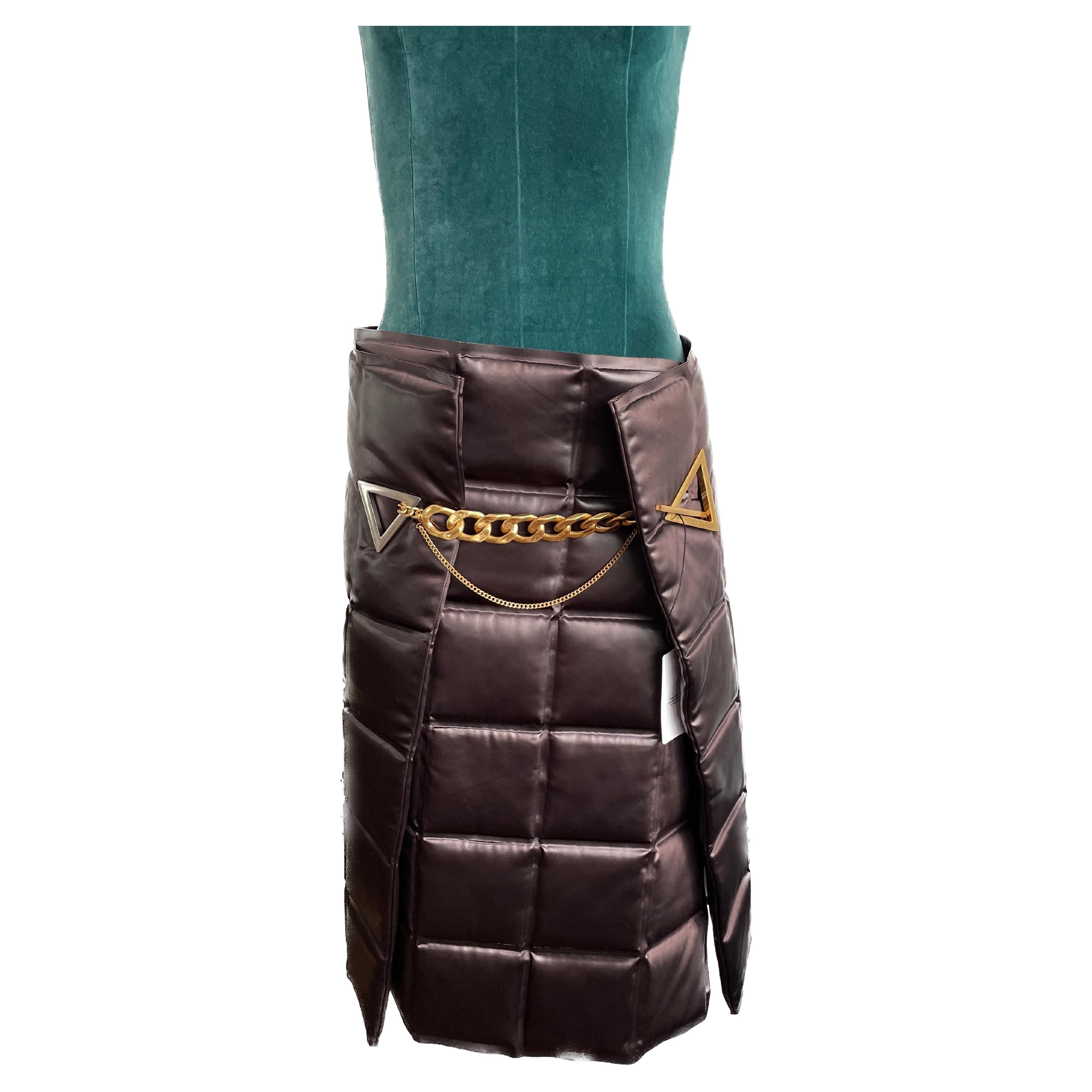 Bottega Veneta 2019 Fall Runway 2 panel Brown Pad mid length skirt with chain  For Sale