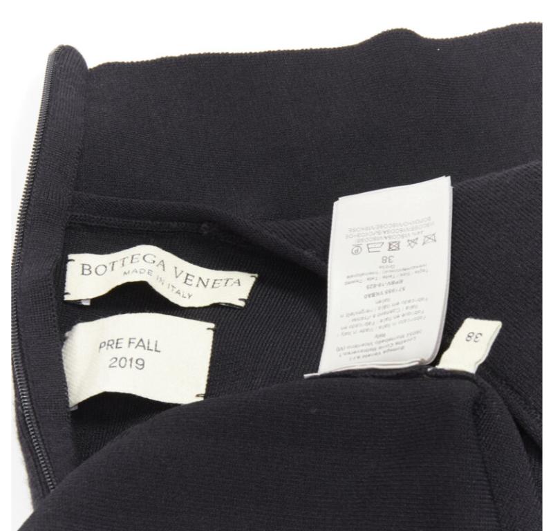 BOTTEGA VENETA Pasarela 2019 negro mezcla de lana gruesa vestido cuello recortado IT38 XS en venta 4
