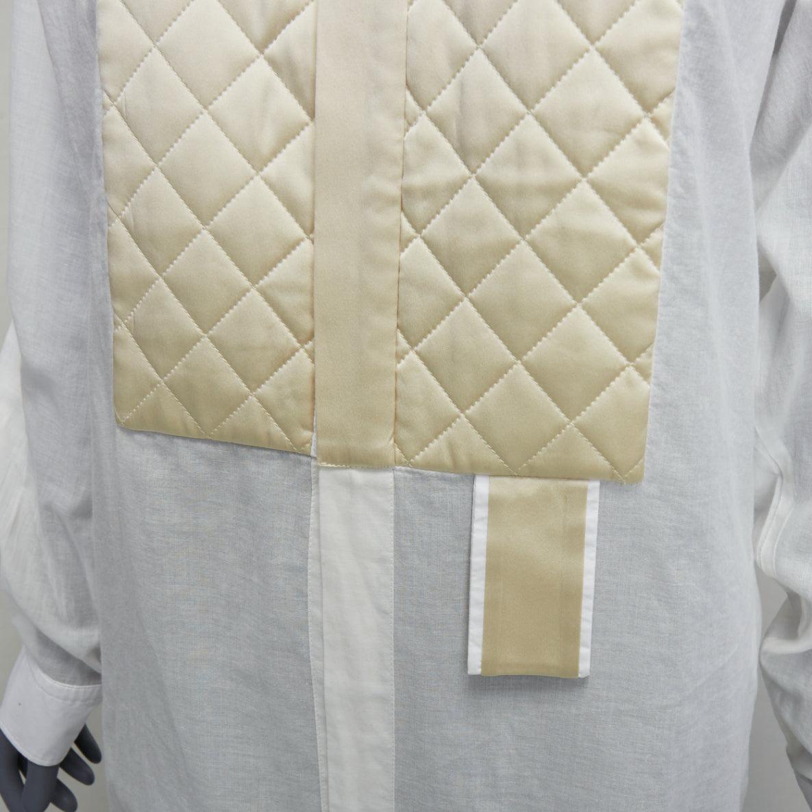 BOTTEGA VENETA 2019 white cotton cream silk blend quilted panels shirt IT42 M
Reference: KEDG/A00328
Brand: Bottega Veneta
Designer: Daniel Lee
Collection: Pre Fall 2019
Material: Cotton, Silk, Blend
Color: White, Cream
Pattern: Solid
Closure: