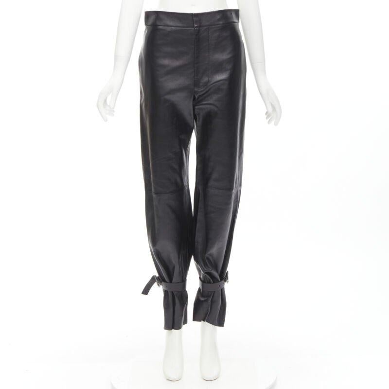 BOTTEGA VENETA 2020 Signatur-Lederhose mit dreieckiger Schnalle und Manschette FR36 S im Angebot 5