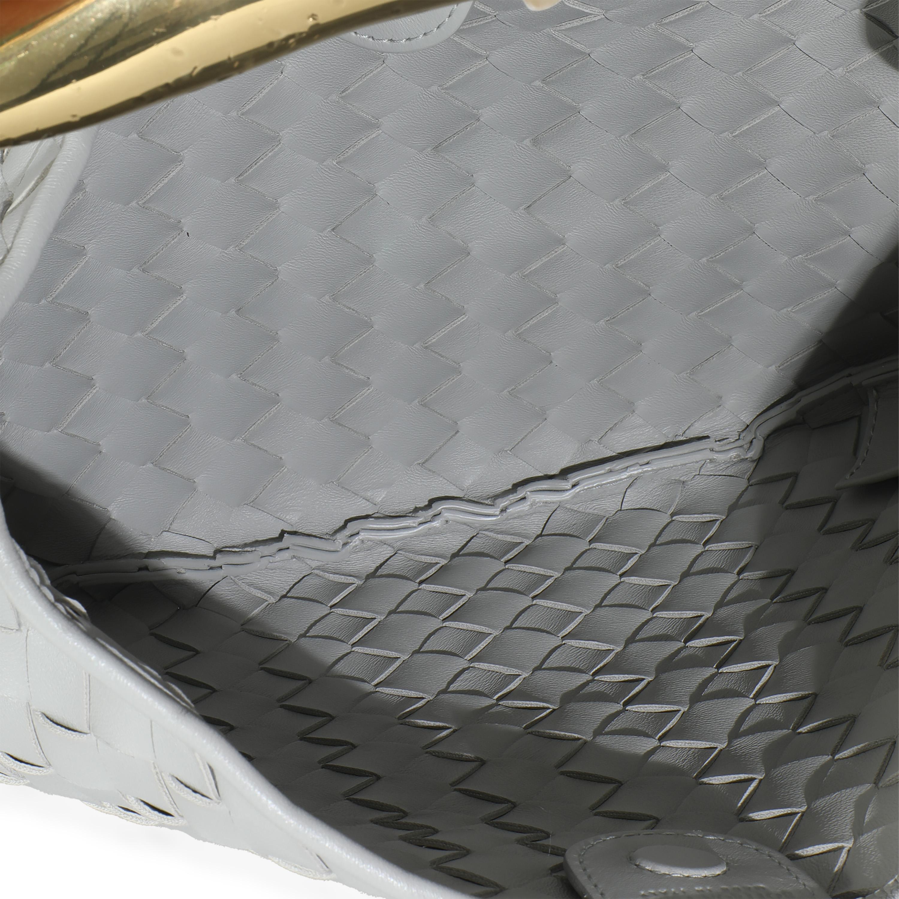 Bottega Veneta Agate Grey Nappa Intrecciato Sardine Bag For Sale 1