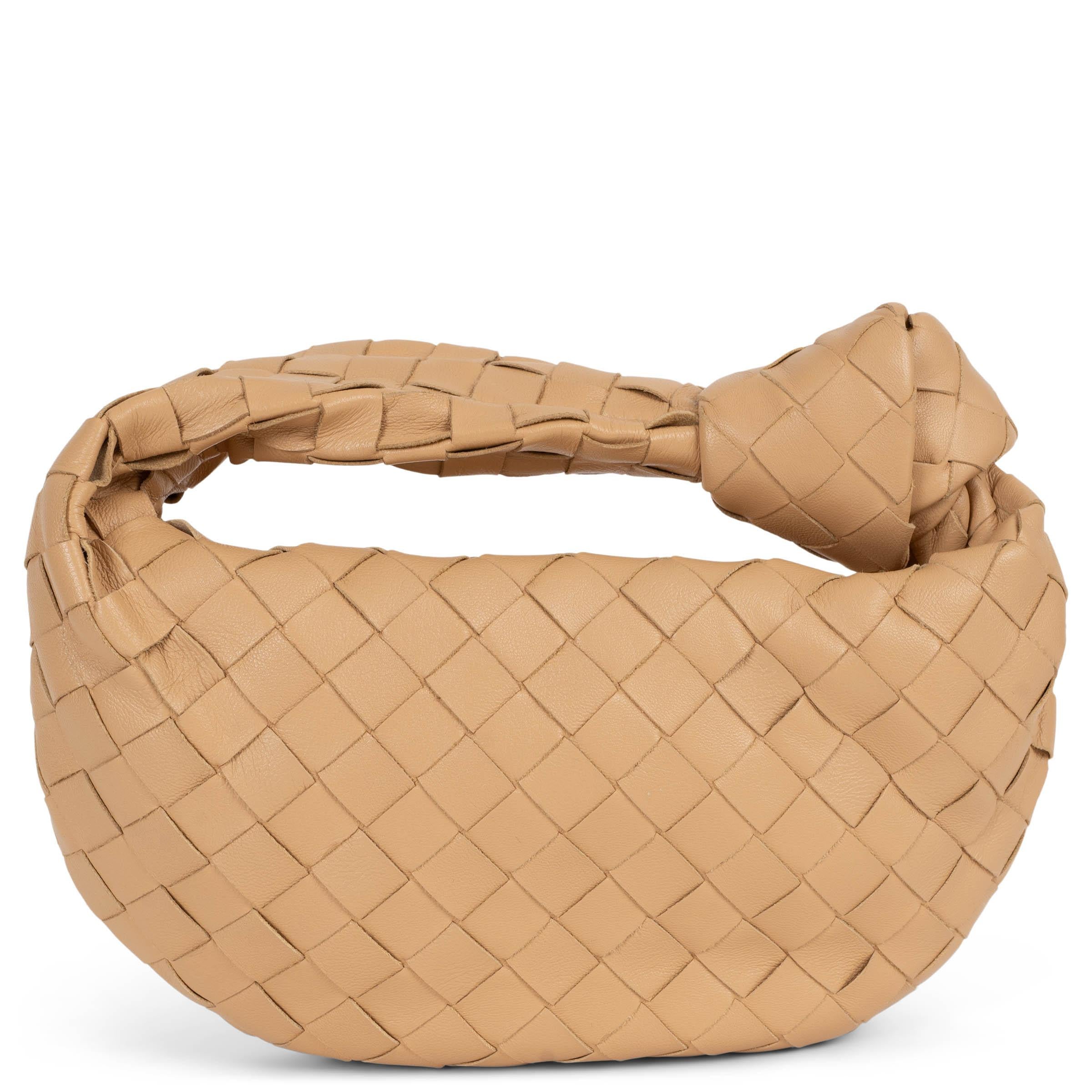 Beige BOTTEGA VENETA Almond beige Intrecciato leather MINI JODIE Bag en vente