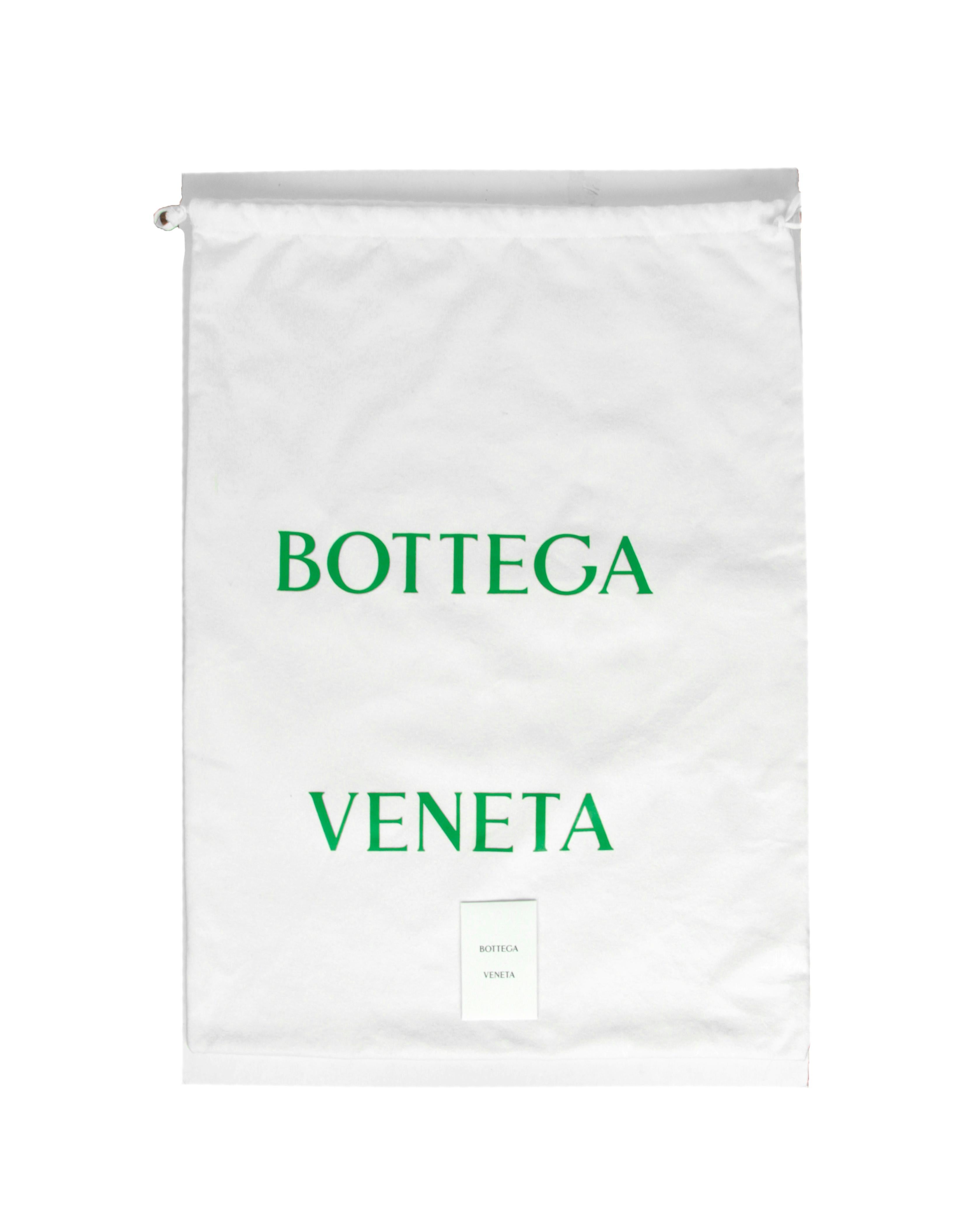 Women's Bottega Veneta Almond Beige Leather Padded Jodie Hobo Bag rt. $6, 200