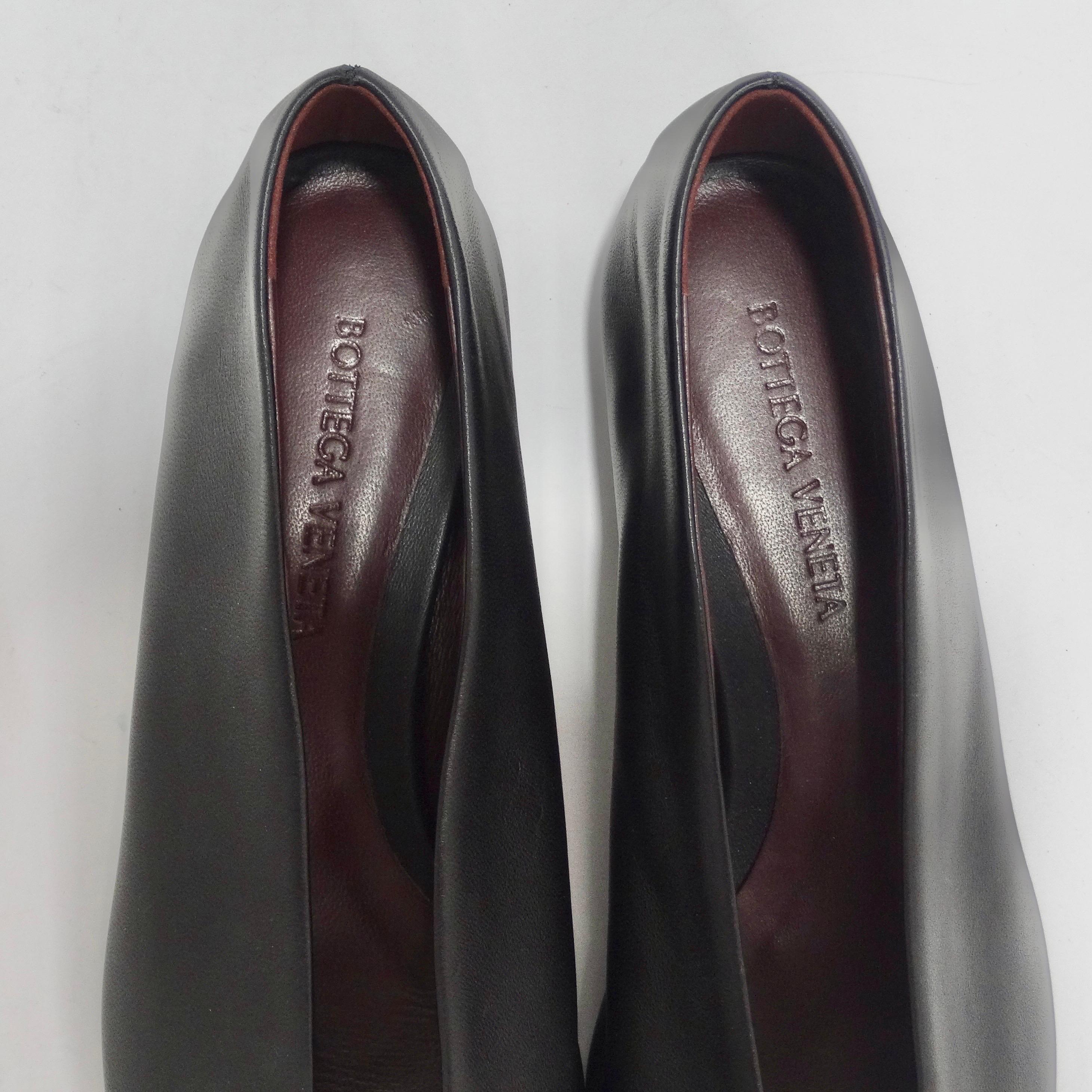 Bottega Veneta Almond Black Leather Flats For Sale 4