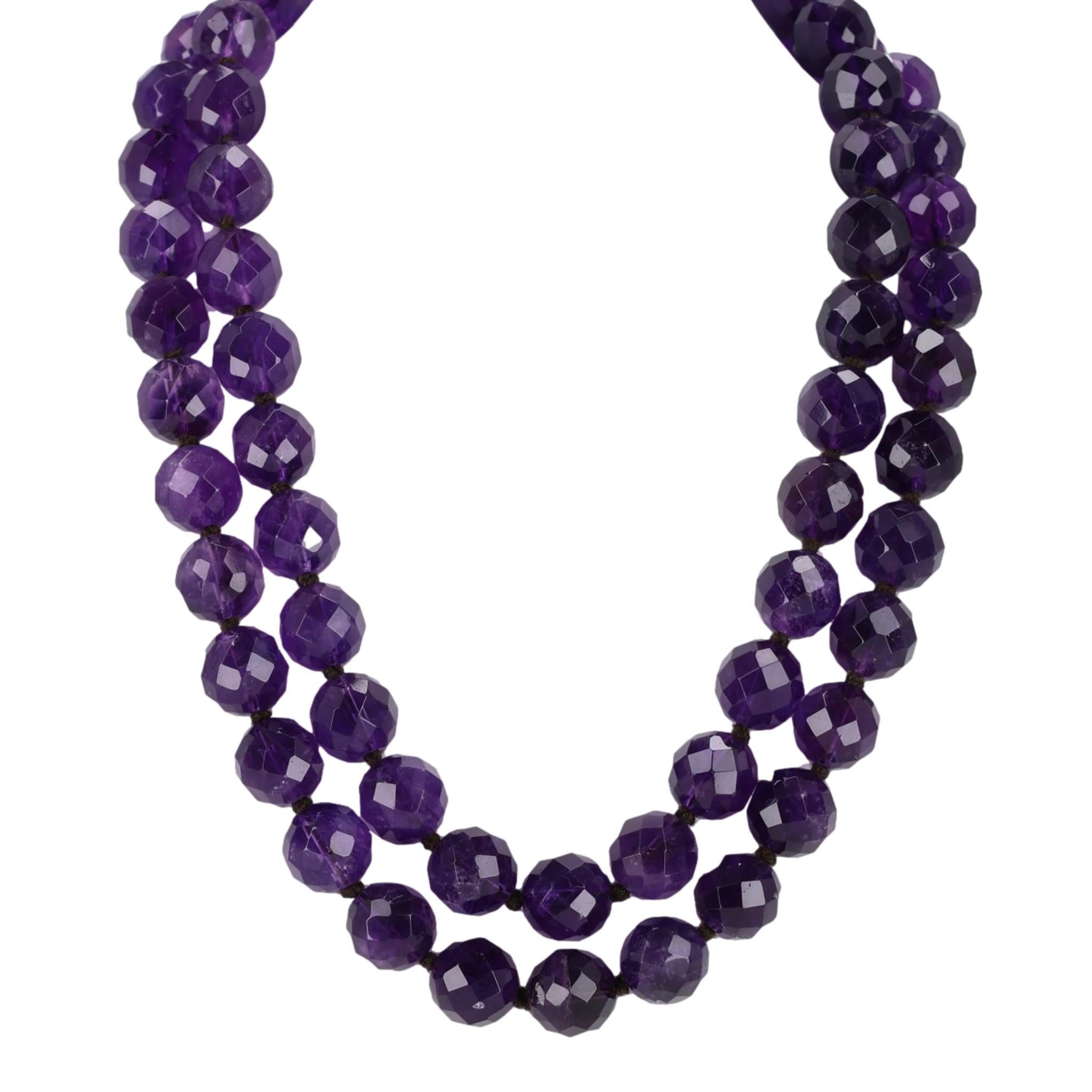 Bottega Veneta Amethyst Perlenkette & passende Ohrringe Set im Zustand „Hervorragend“ im Angebot in London, GB