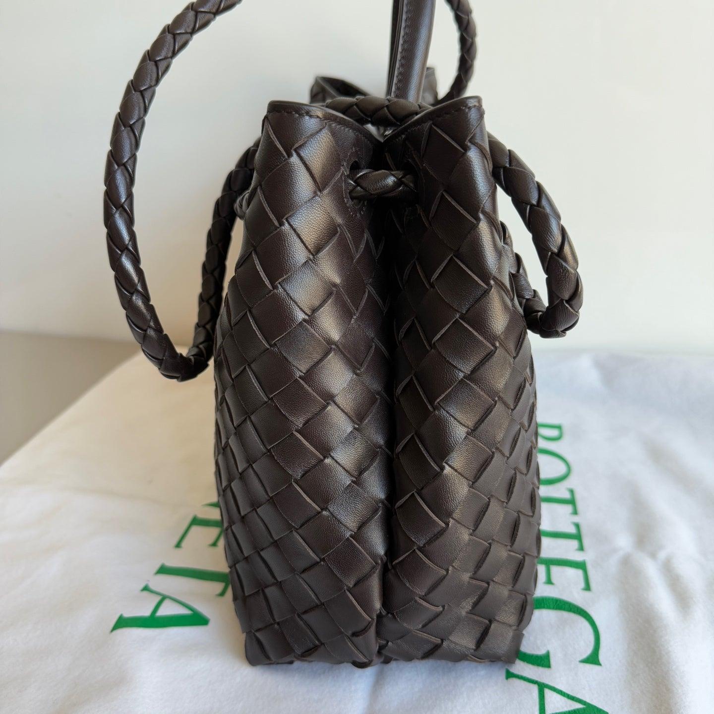 Bottega Veneta Andiamo Medium Fondant Marrone Cioccolato Scuro in vendita 2