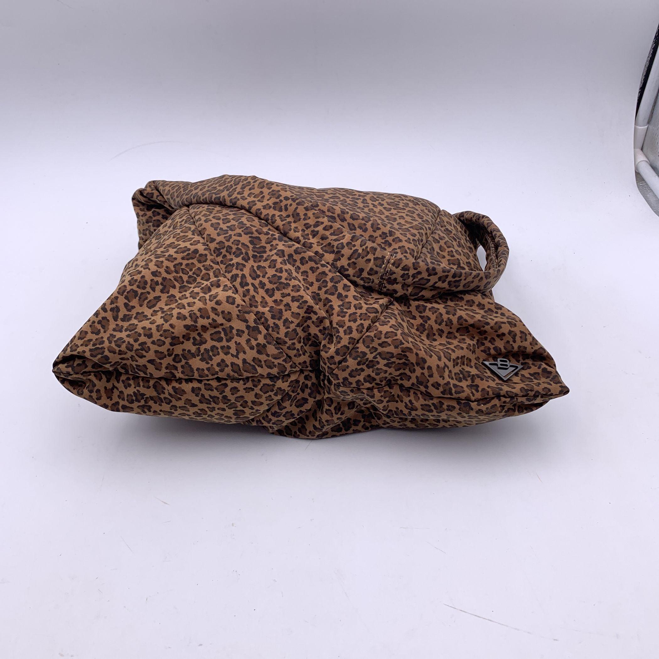 Bottega Veneta Animalier Leopard Fabric Tote Hobo Shoulder Bag In Good Condition In Rome, Rome