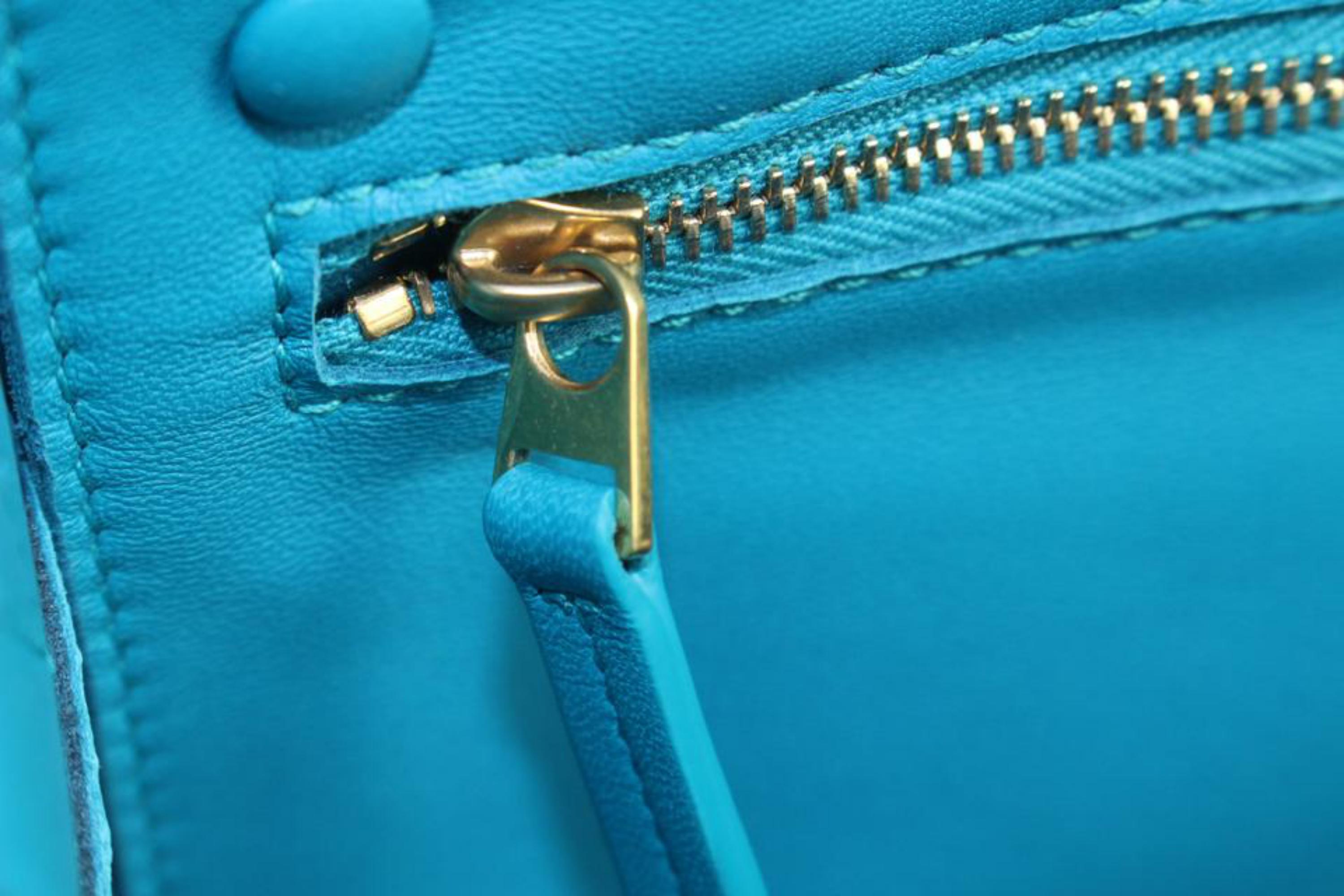 Bottega Veneta Aqua Blue Intrecciato Leather Cassette Maxi Crossbody Clutch  For Sale 3