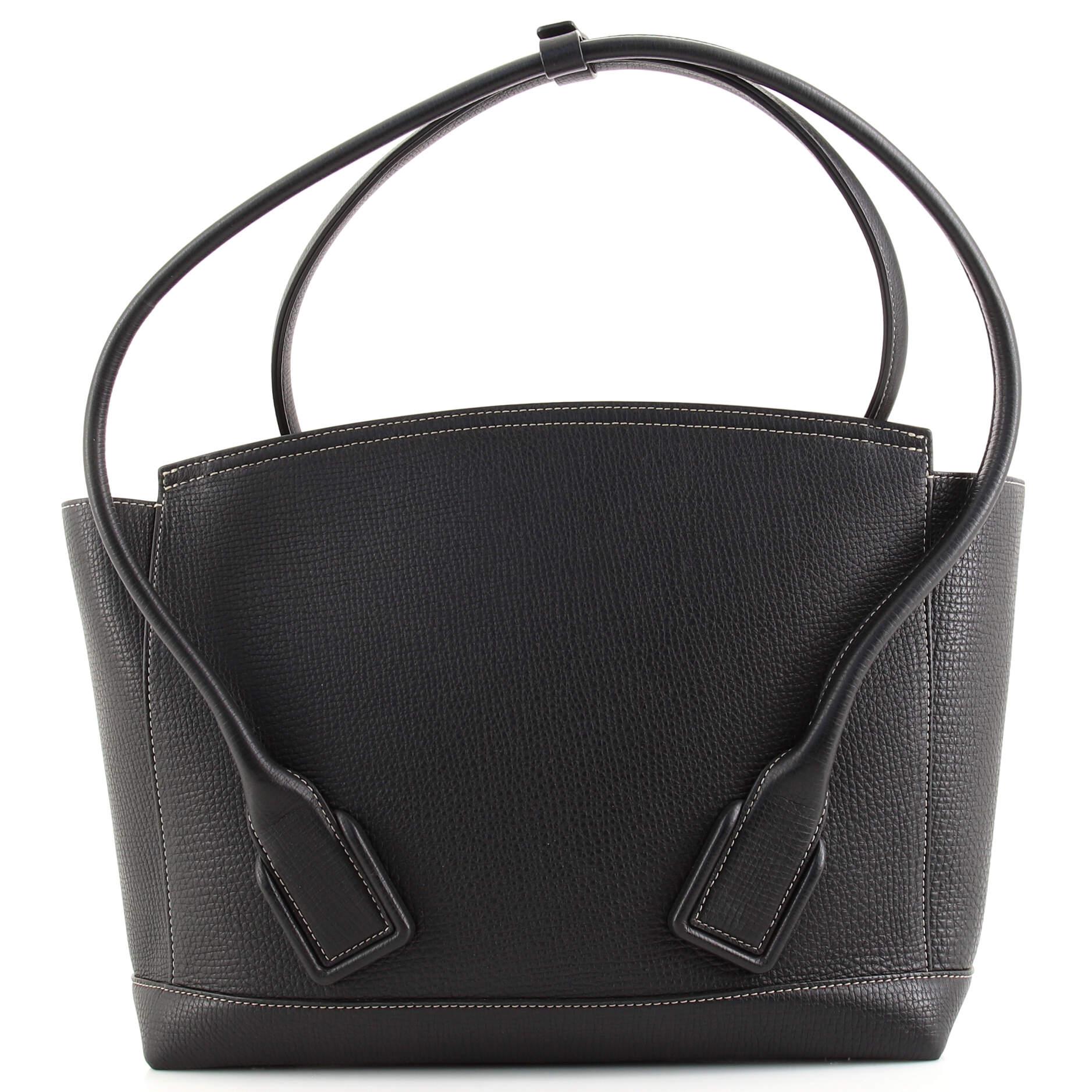 Women's or Men's Bottega Veneta Arco Bag Grainy Leather Medium