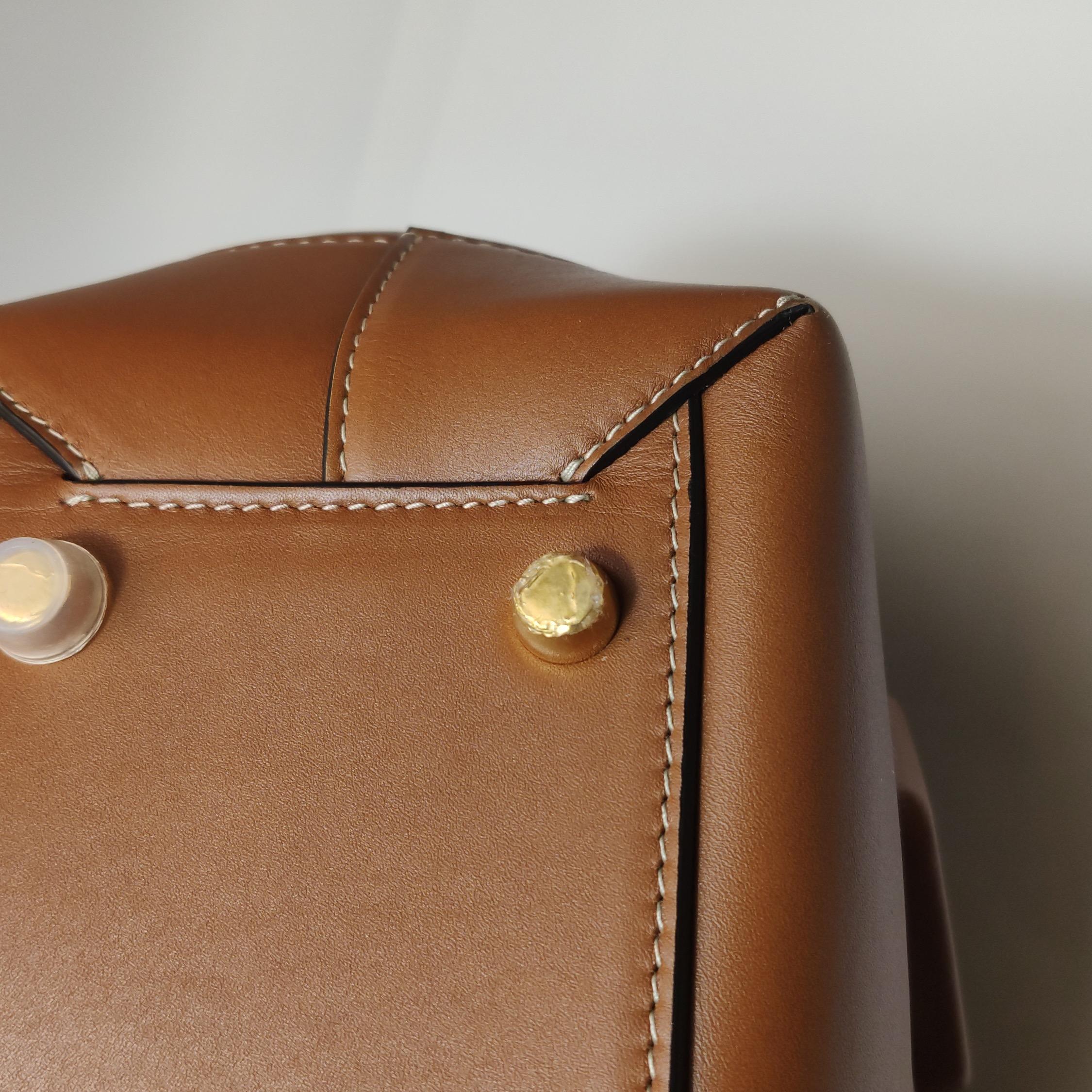 Bottega Veneta Arco Tote Bag Medium Tan Brown Leather 33 For Sale 3