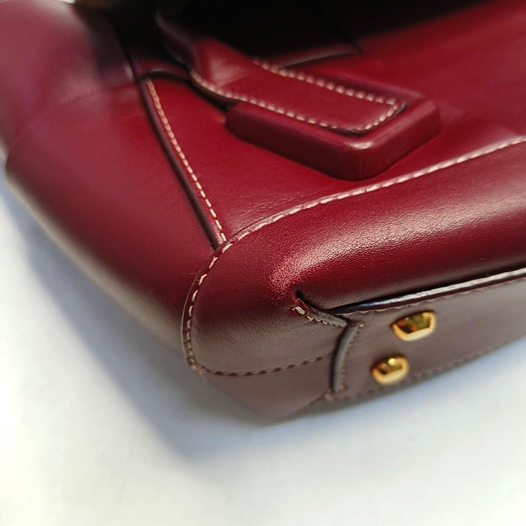 Bottega Veneta Arco Tote Bag Small Burgundy Leather 33cm 8