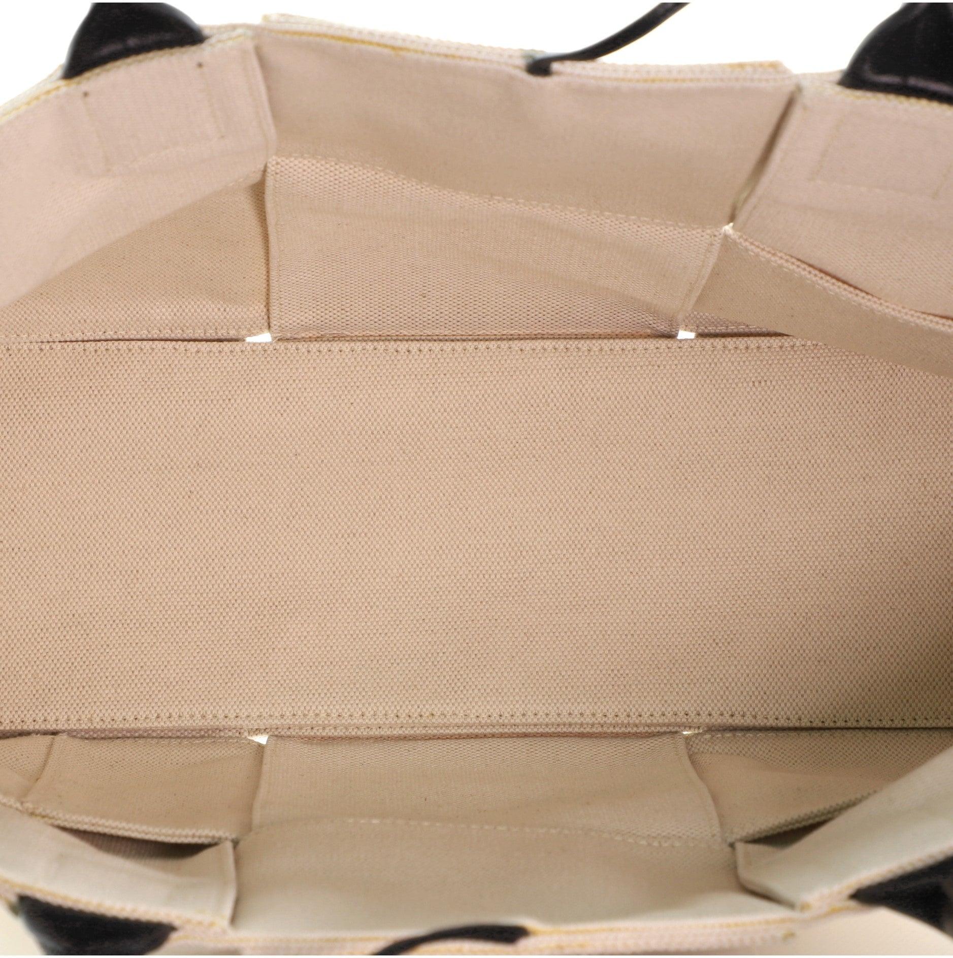 Bottega Veneta Arco Tote Maxi Intrecciato Segeltuch Medium Neutral im Zustand „Gut“ im Angebot in Irvine, CA