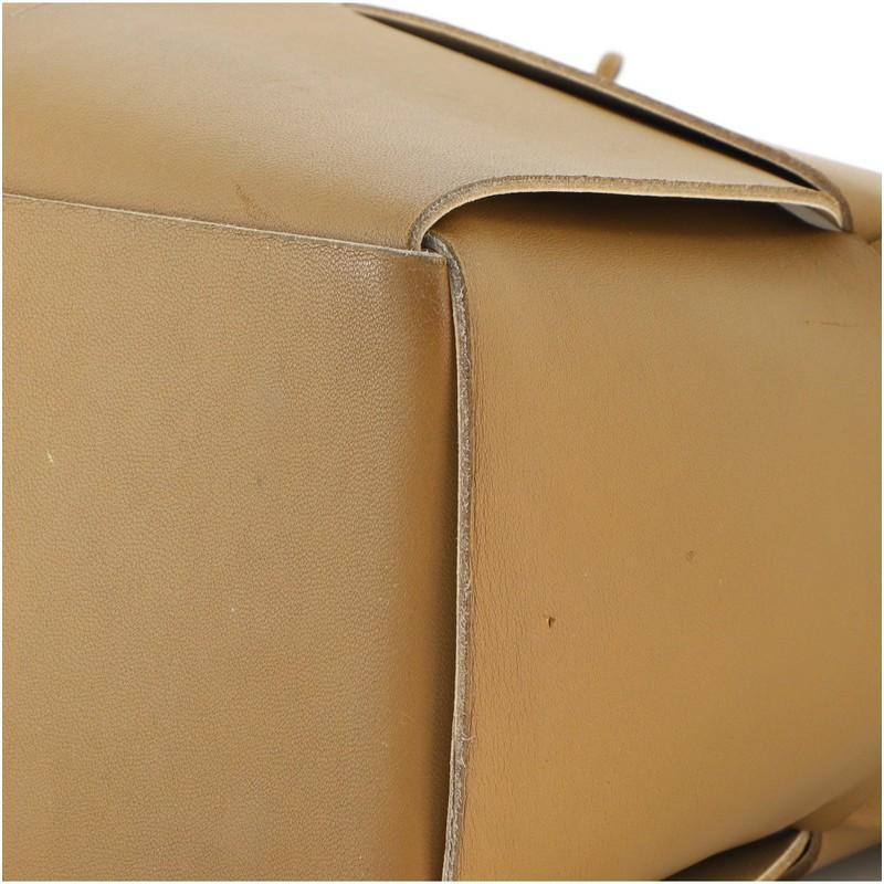 Bottega Veneta Arco Tote Maxi Intrecciato Leather Medium In Good Condition In NY, NY