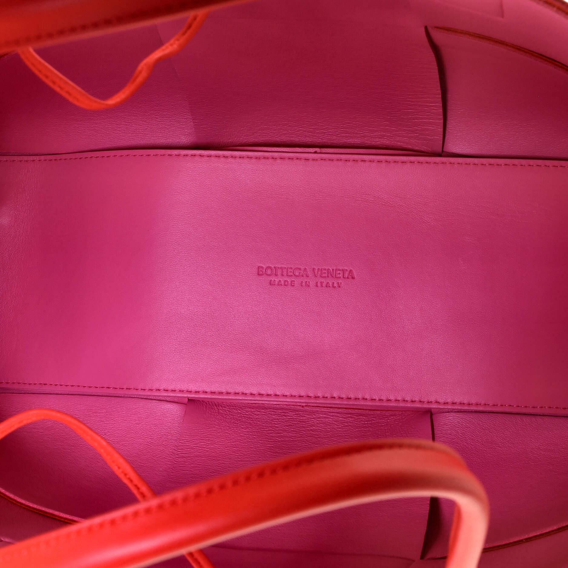 Bottega Veneta Arco Tote Maxi Intrecciato Leather Medium 1