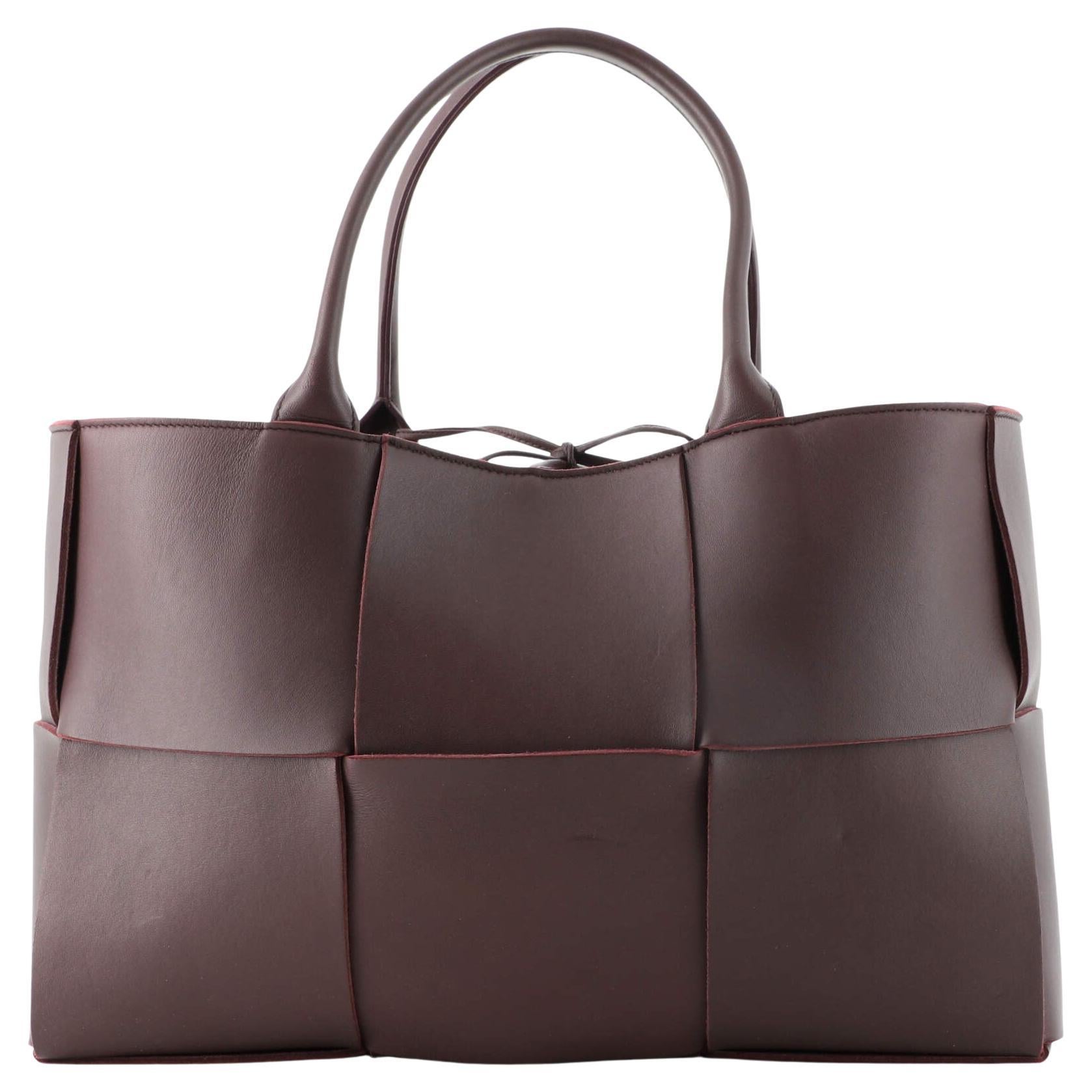 Bottega Veneta Arco Tote Maxi Intrecciato Leather Medium