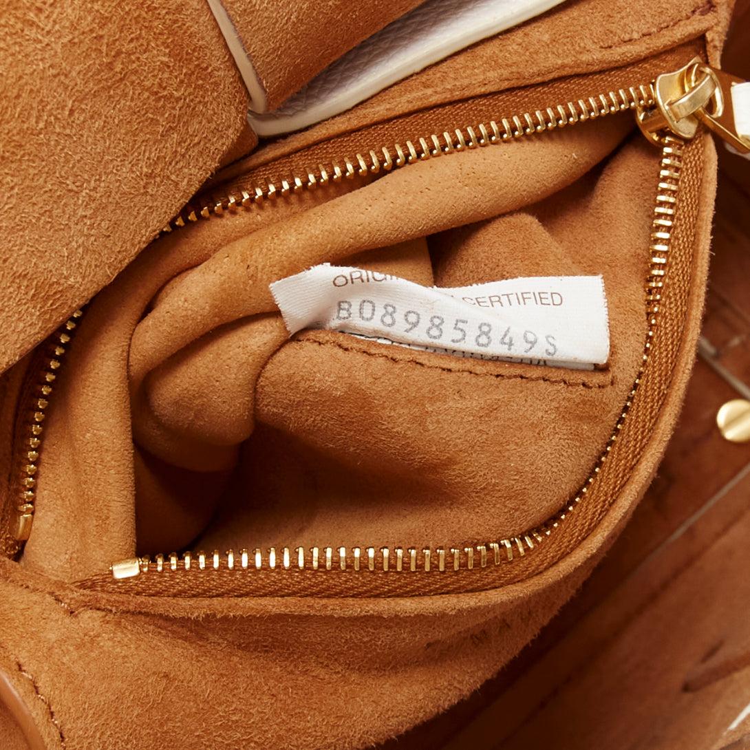 Petit sac à bandoulière BOTTEGA VENETA Arco en cuir intrecciato texturé blanc tissé en vente 8