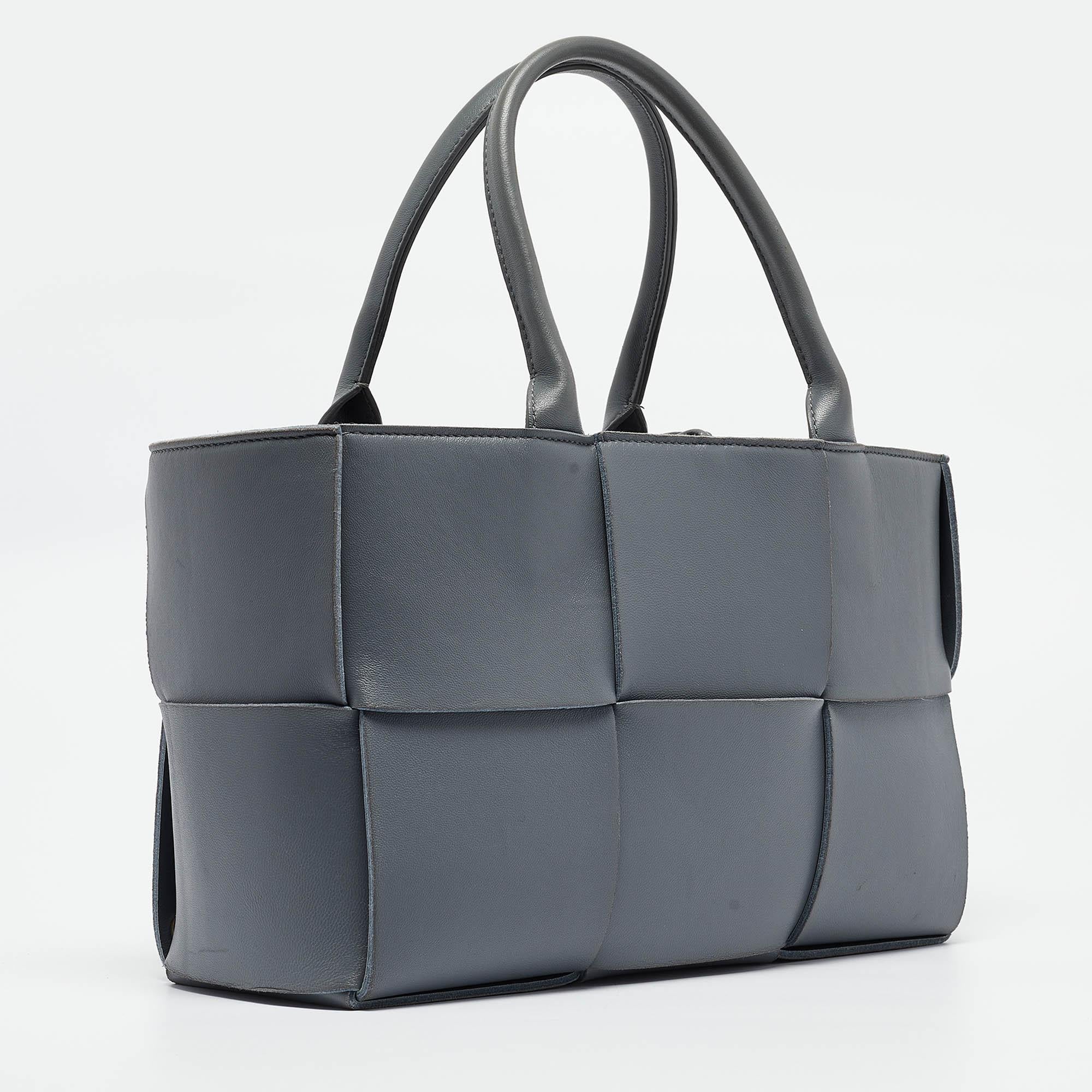Gray Bottega Veneta Ash Blue Intrecciato Leather Medium Arco Tote