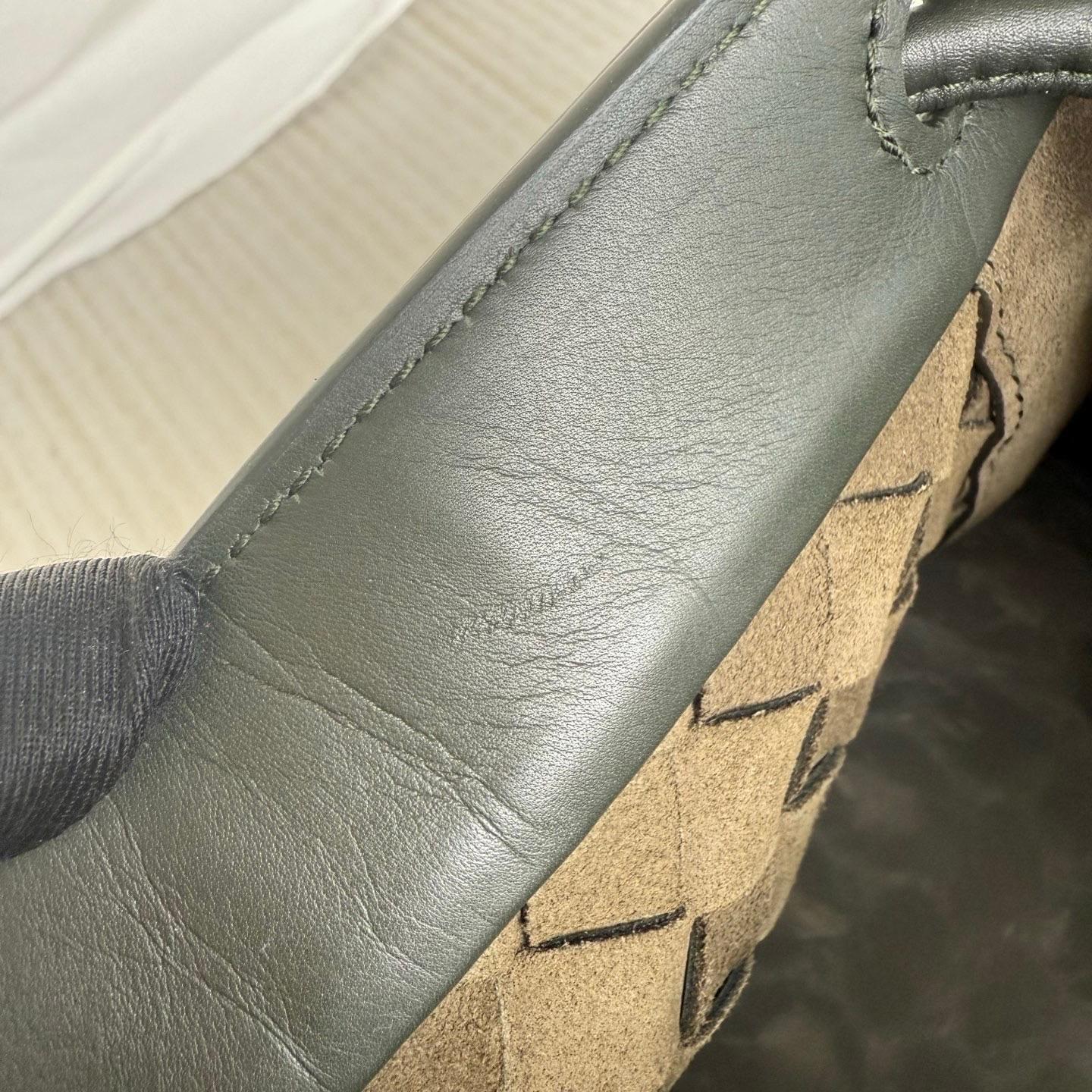 Sac à dos Bottega Veneta Cuir Intrecciato vert foncé en vente 15