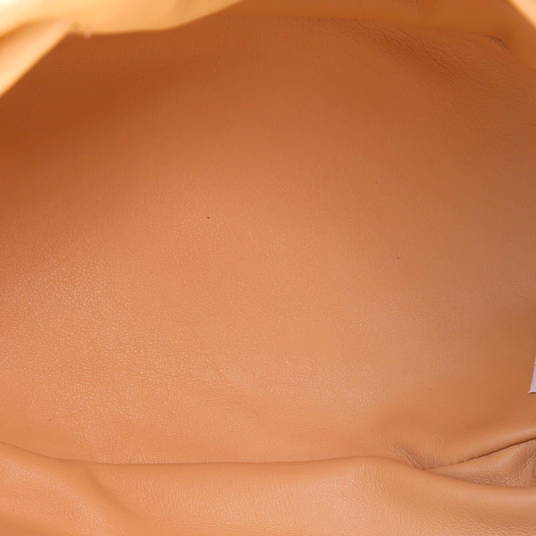 Bottega Veneta Beak Tote Bag Leather Small In Good Condition In NY, NY