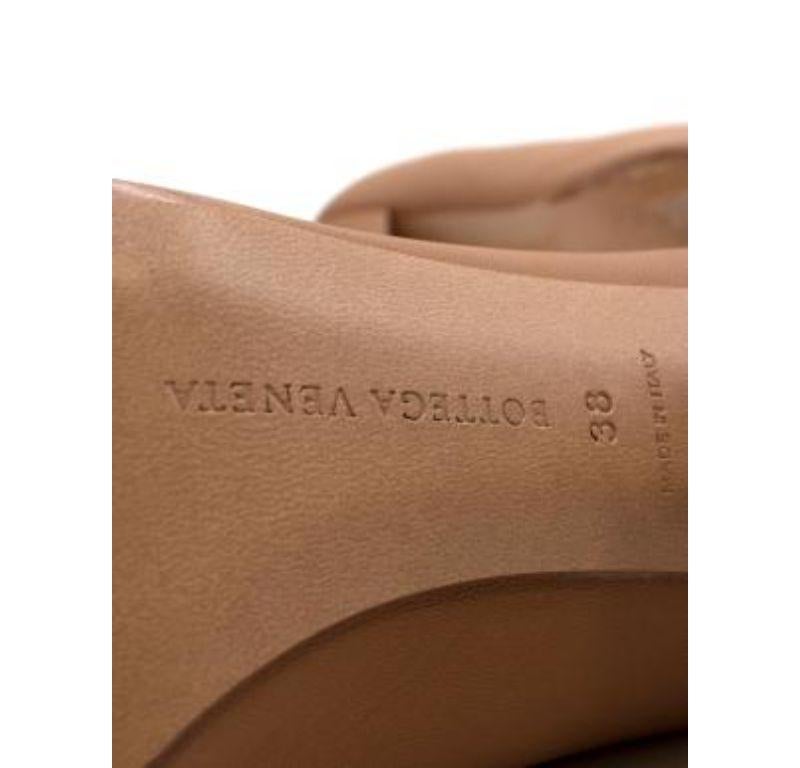 Bottega Veneta Beige Almond Leather Pumps For Sale 2