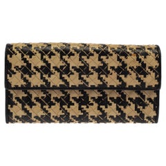 Bottega Veneta Beige/Black Houndstooth Intrecciato Leather Continental Flap Wall