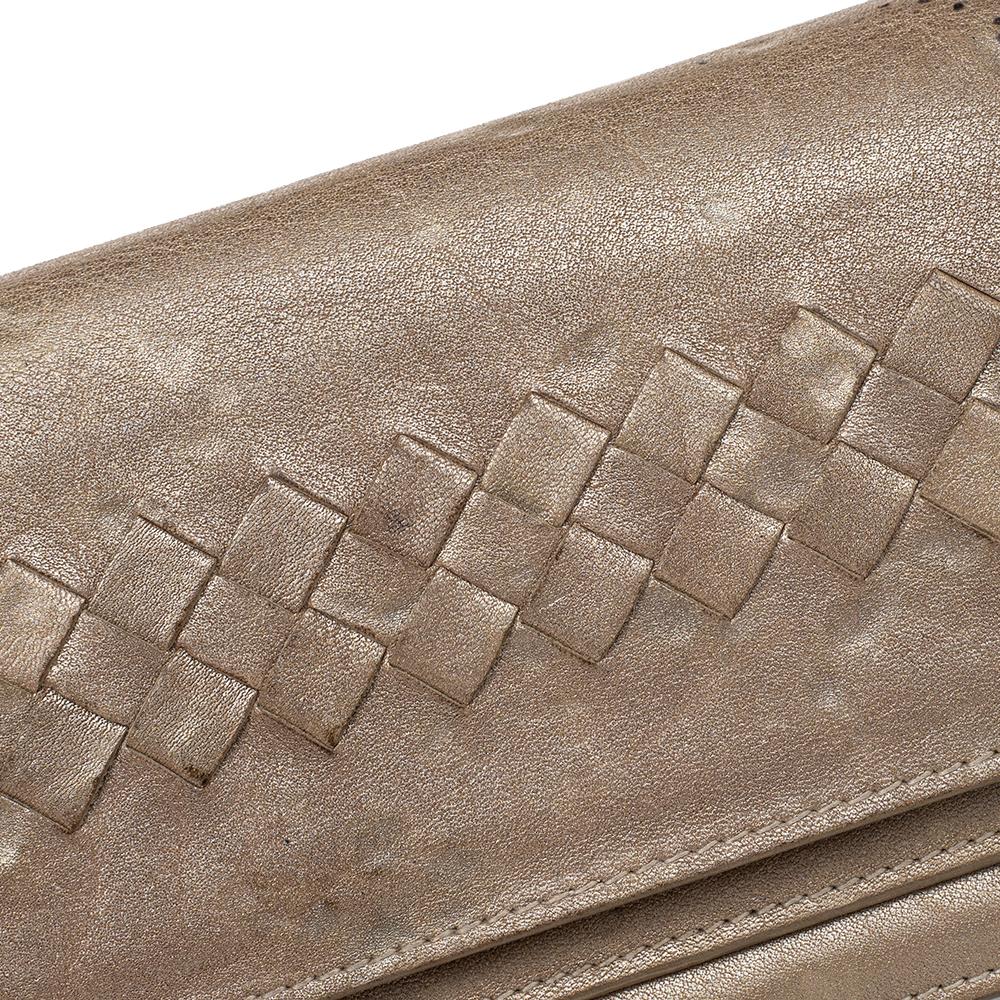 Bottega Veneta - Portefeuille à deux volets en cuir beige Intrecciato en vente 7