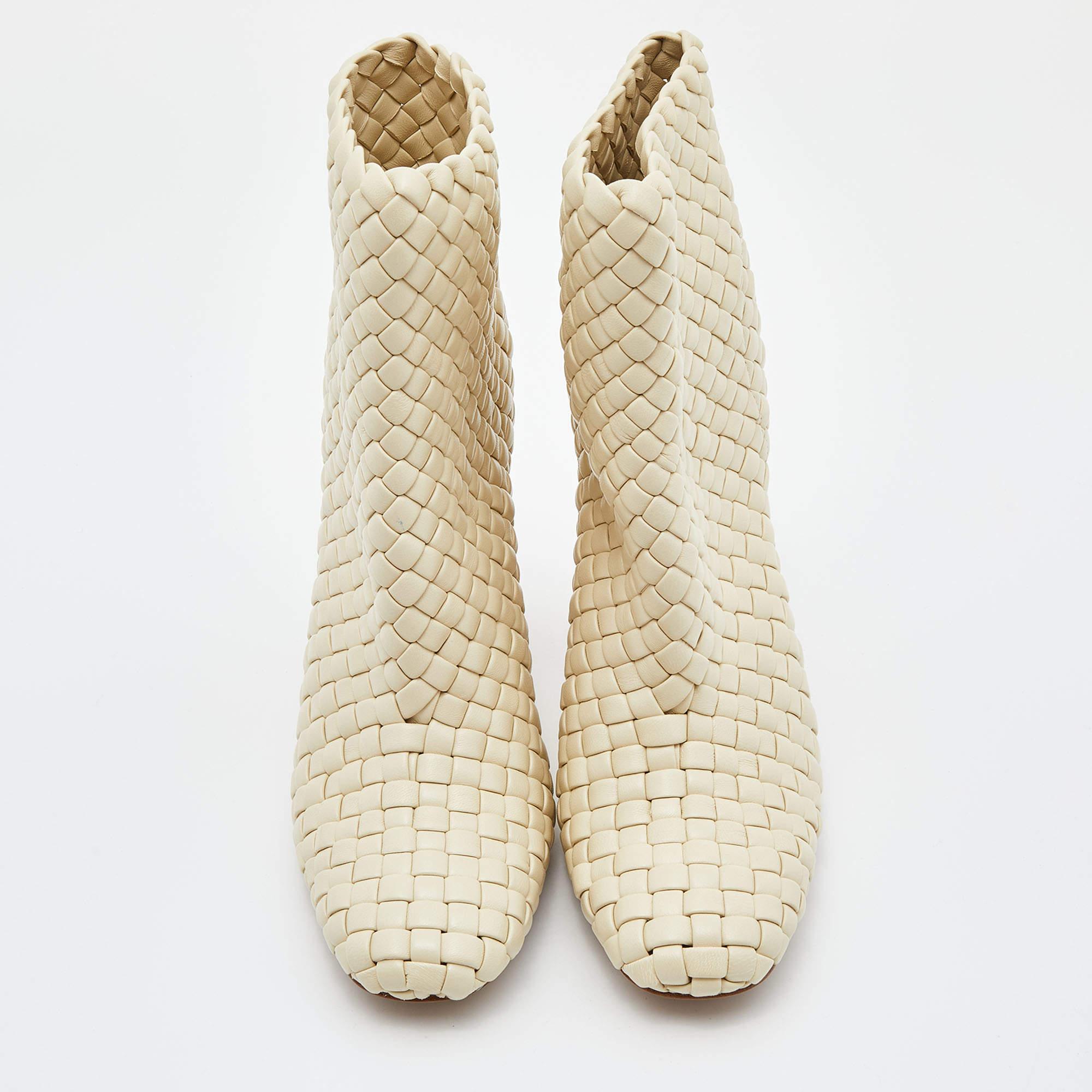 Bottega Veneta Beige Intrecciato Leather Canalazzo Ankle Boots Size 36 In Good Condition In Dubai, Al Qouz 2