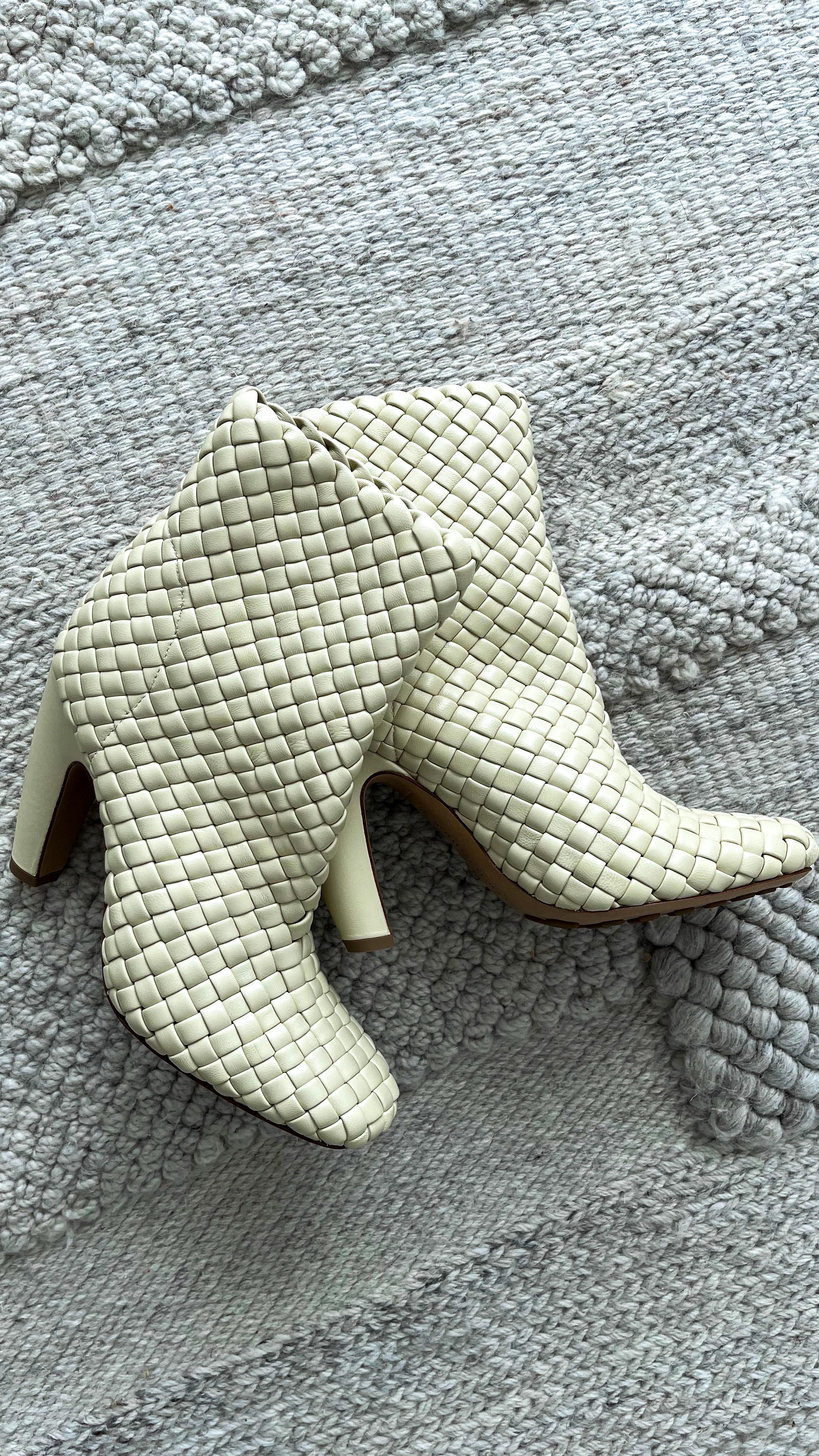Bottega Veneta Beige Intrecciato Leather Canalazzo Ankle Boots Size 36 2