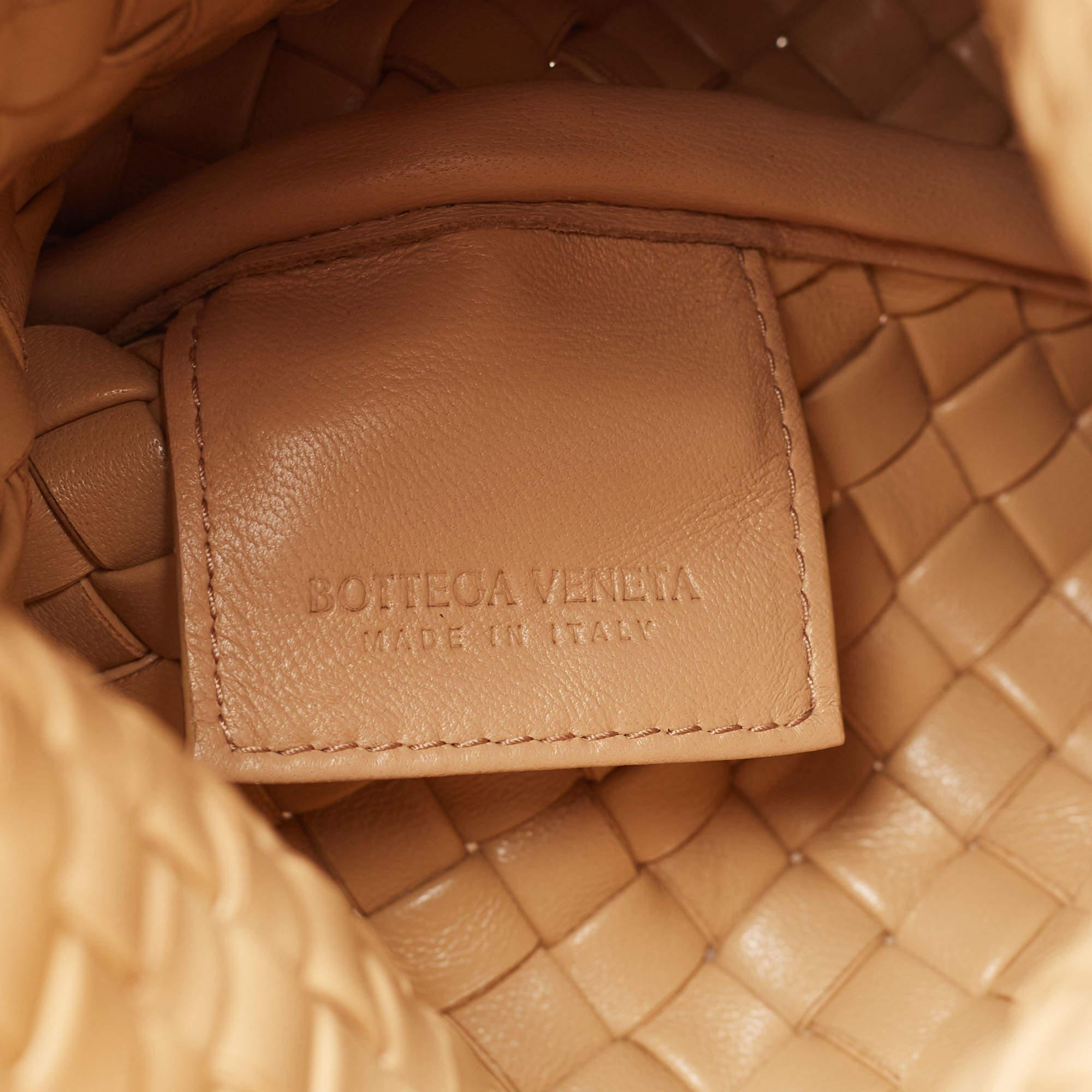Bottega Veneta Beige Intrecciato Leather Crisscross Clutch 4