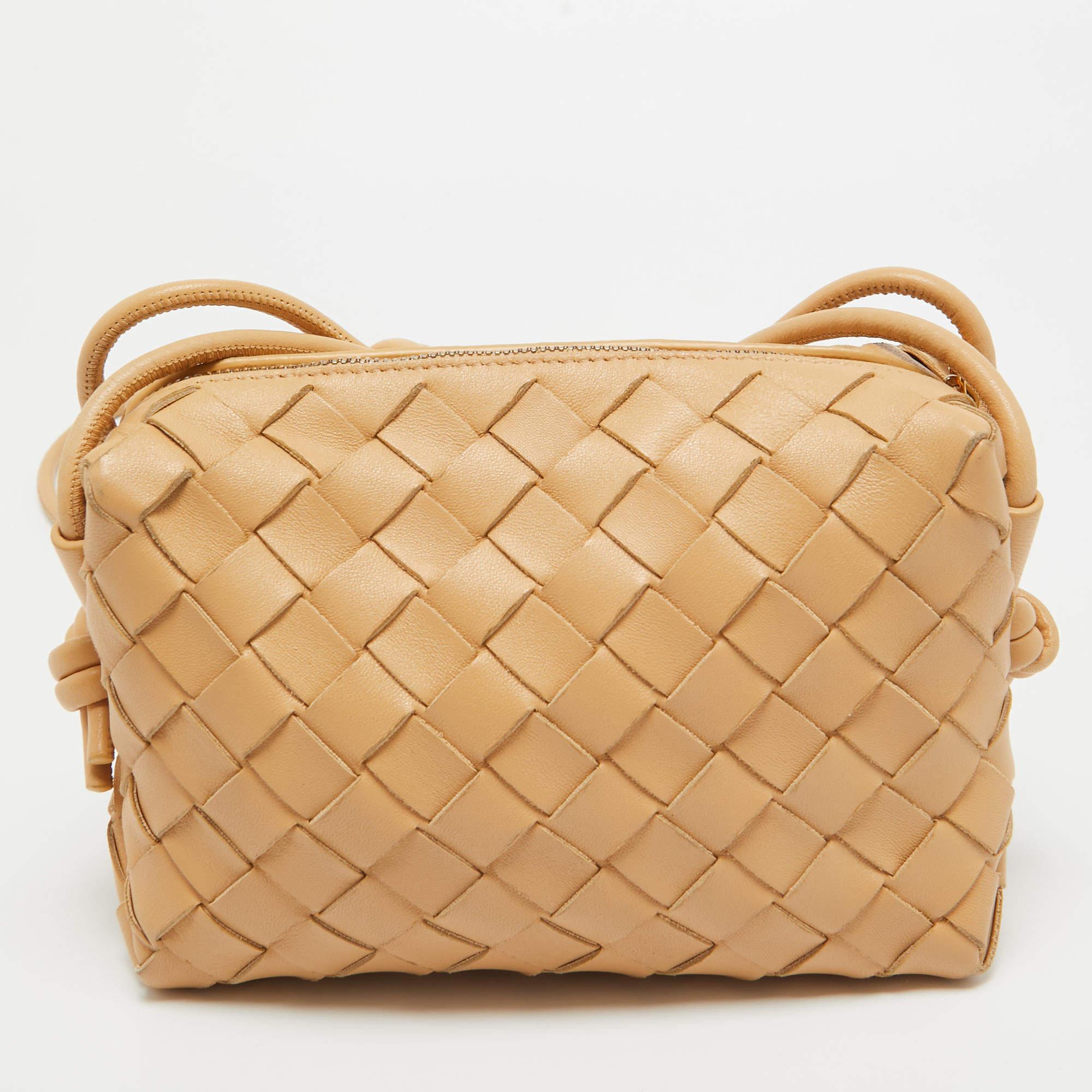 Women's Bottega Veneta Beige Intrecciato Leather Mini Loop Crossbody Bag For Sale