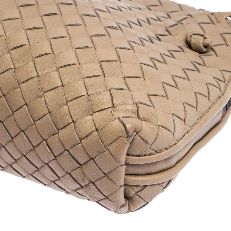 Bottega Veneta Beige Intrecciato Leather Nodini Crossbody Bag For Sale at  1stDibs