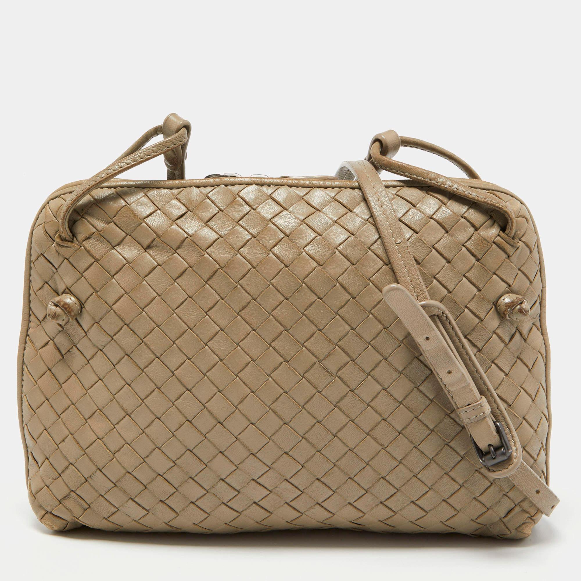 Bottega Veneta Beige Intrecciato Leather Nodini Shoulder Bag For Sale ...