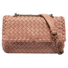 Beige Intrecciato Olimpia Umhängetasche aus Leder von Bottega Veneta
