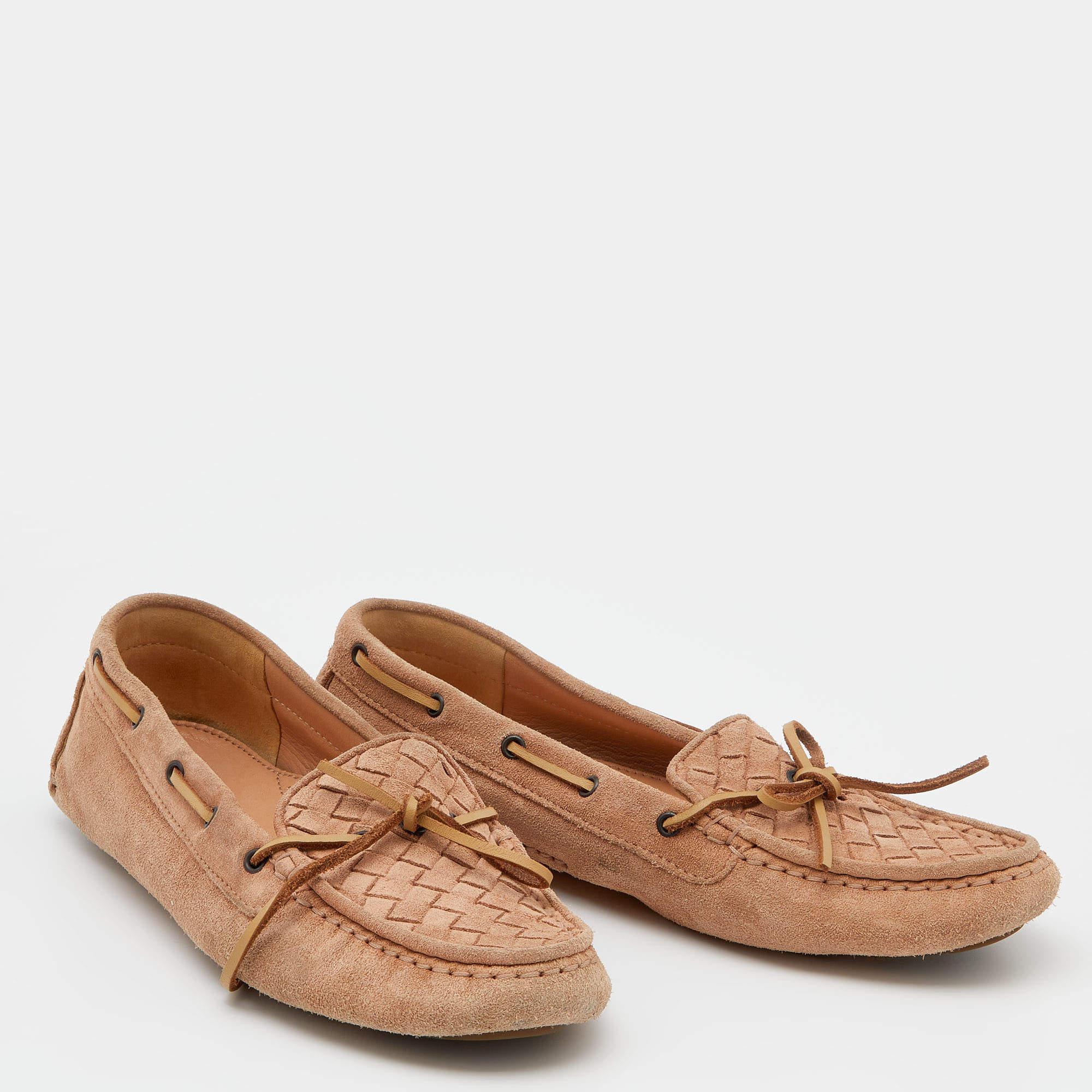 Women's Bottega Veneta Beige Intrecciato Suede Bow Slip On Loafers Size 37