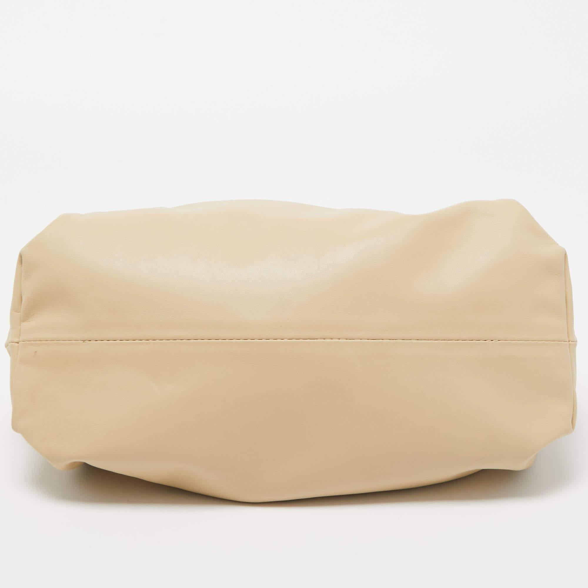Bottega Veneta Beige Leather The Chain Pouch Bag For Sale 5