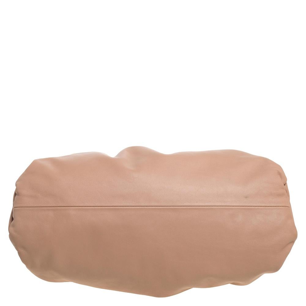 Bottega Veneta Beige Leather The Shoulder Pouch Bag In Good Condition In Dubai, Al Qouz 2
