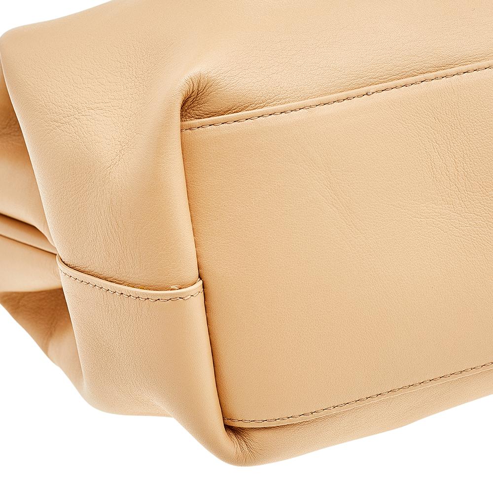 Women's Bottega Veneta Beige Leather The Triangle Shoulder Bag