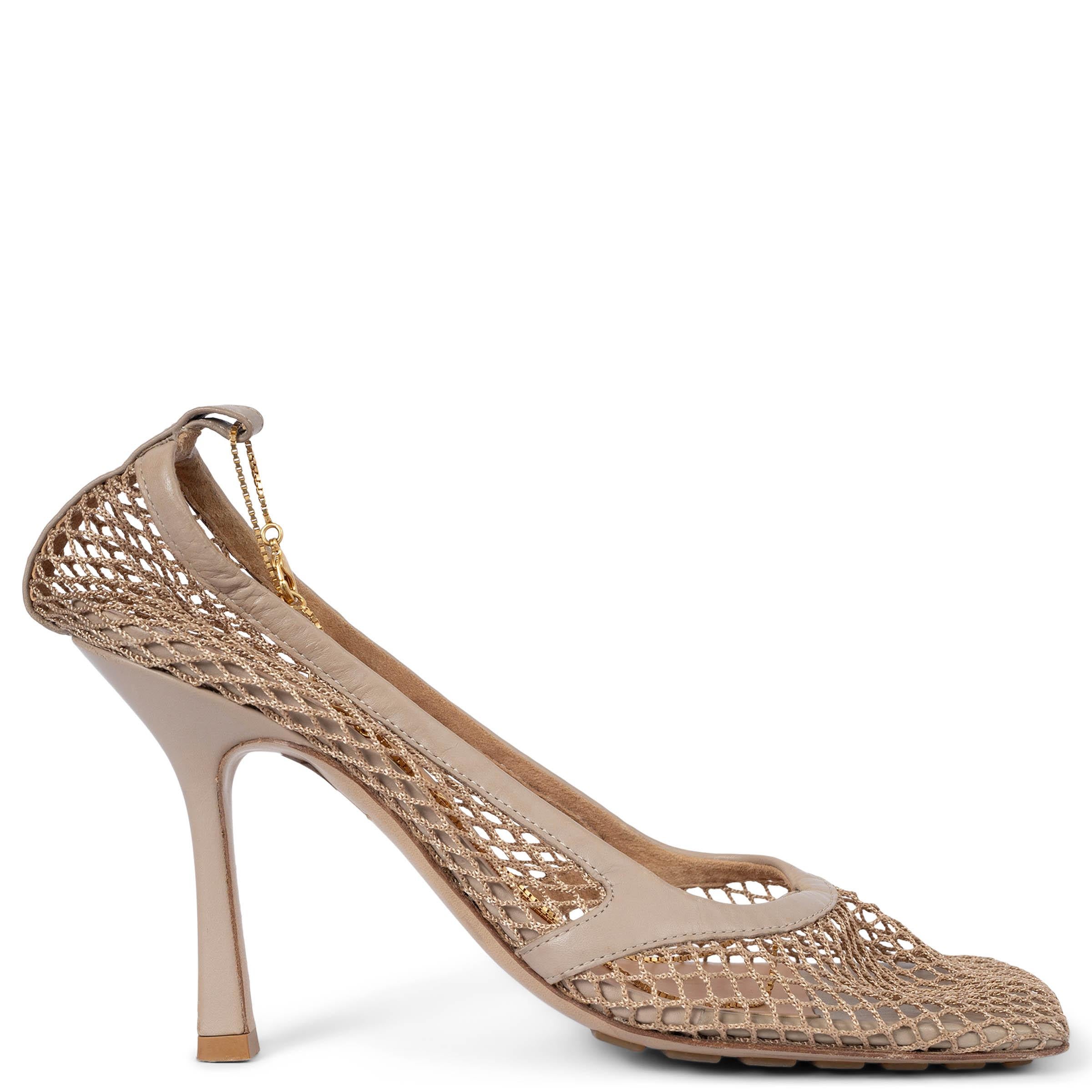 100% authentic Bottega Veneta Stretch Chain pumps in beige cotton mesh and leather featuring gold-tone chain. Have been worn and show a few faint scratches on the heel. Overall in excellent condition. Come with dust bags.