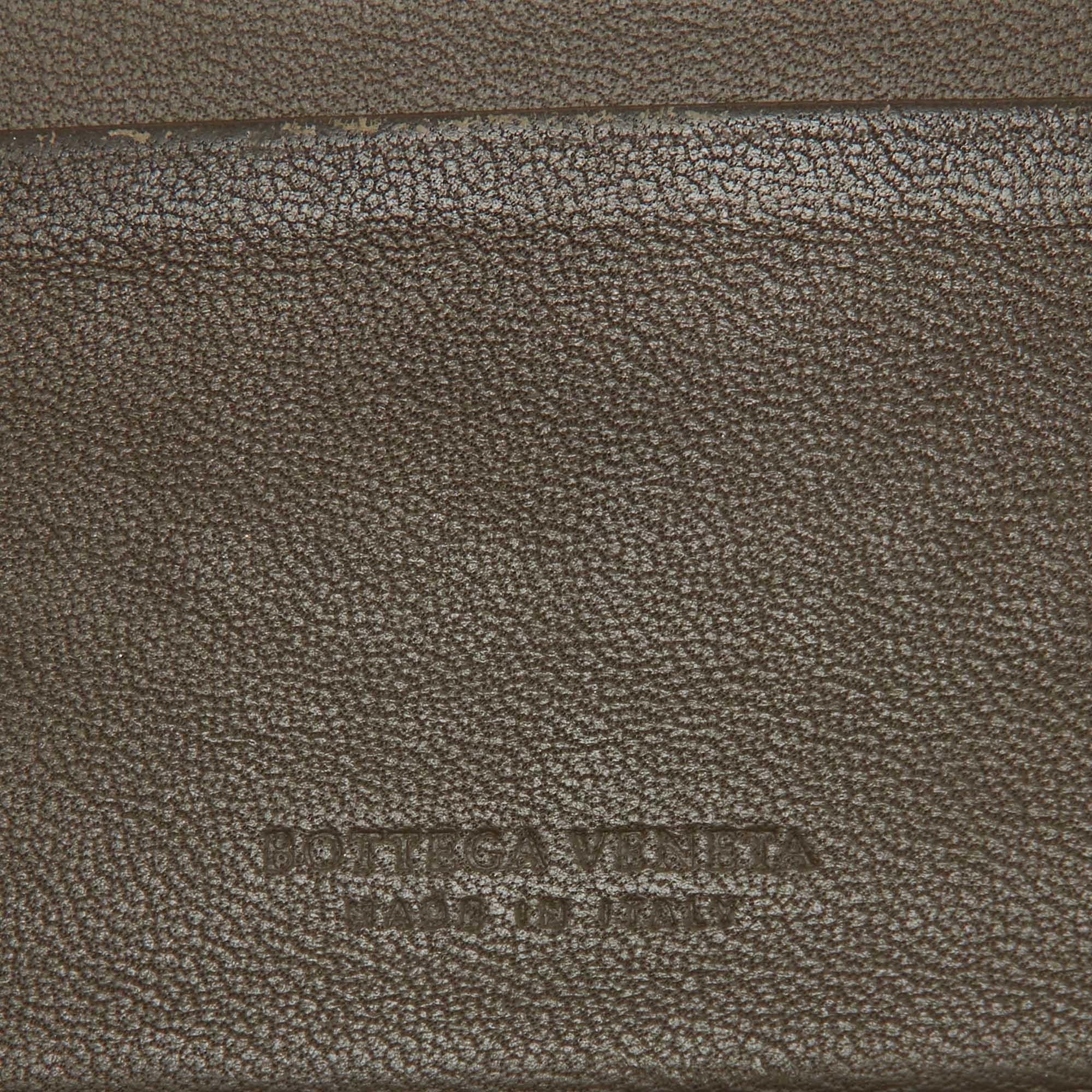 Portefeuille bifold en cuir Intrecciato beige/moutarde de Bottega Veneta en vente 3