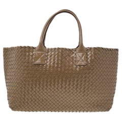 Bottega Veneta Beige Patent Intrecciato Leather Cabat Tote